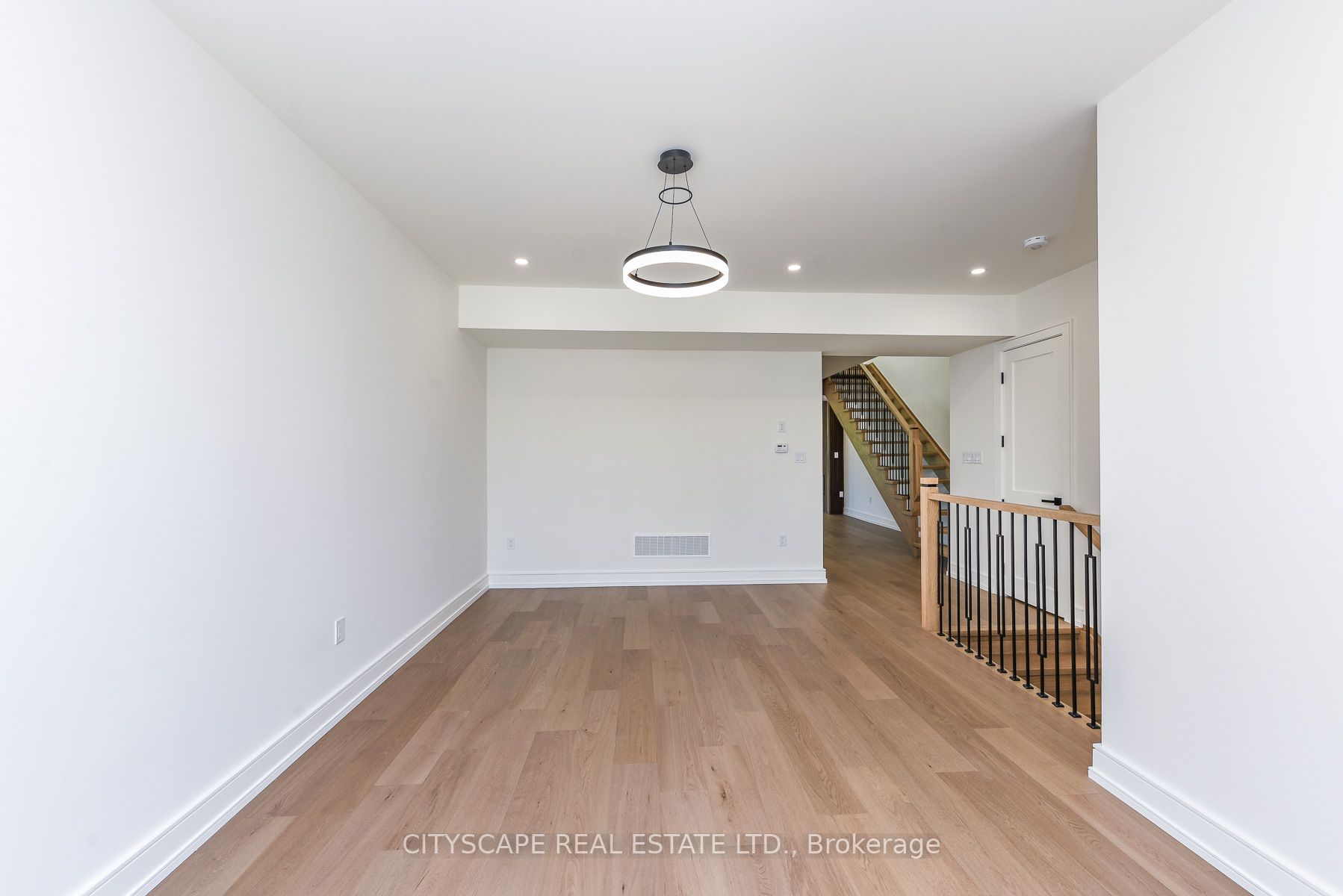 954 Fourth Street Property Photo 9