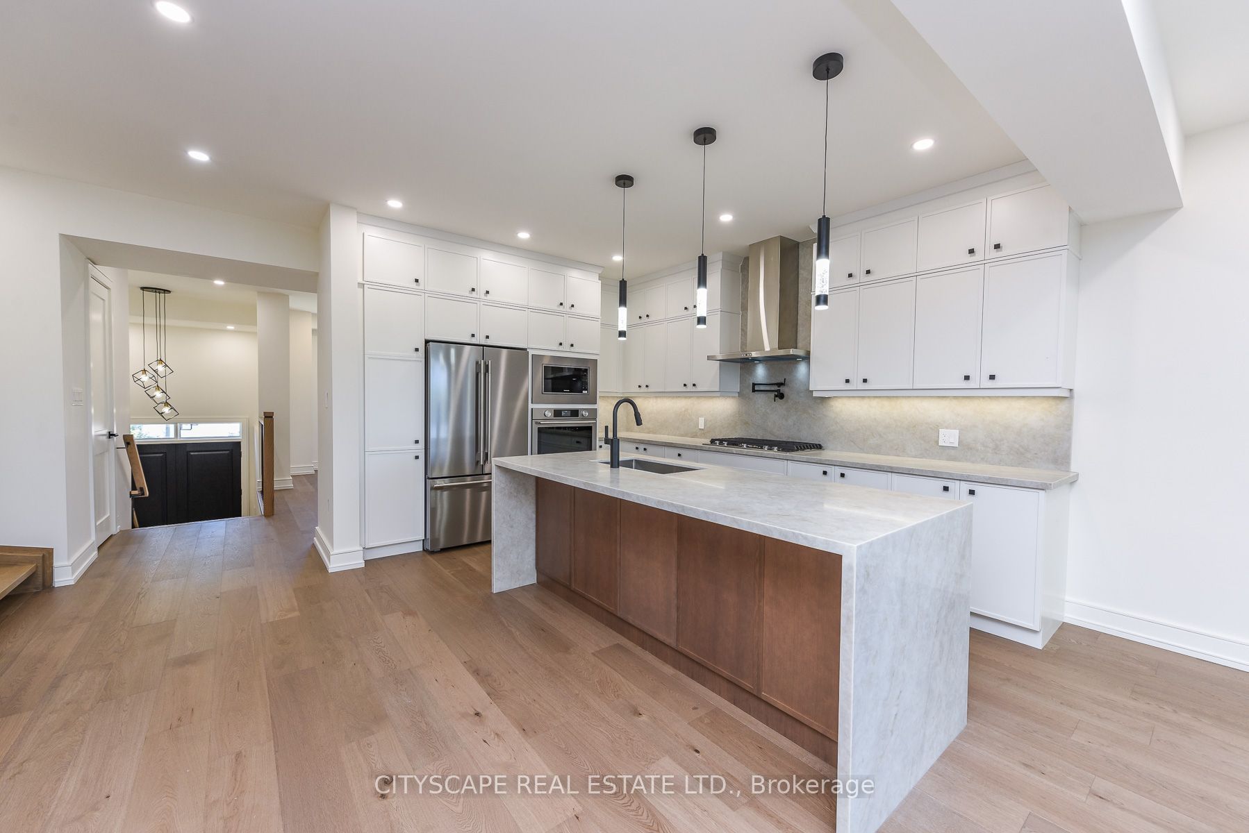 954 Fourth Street Property Photo 13