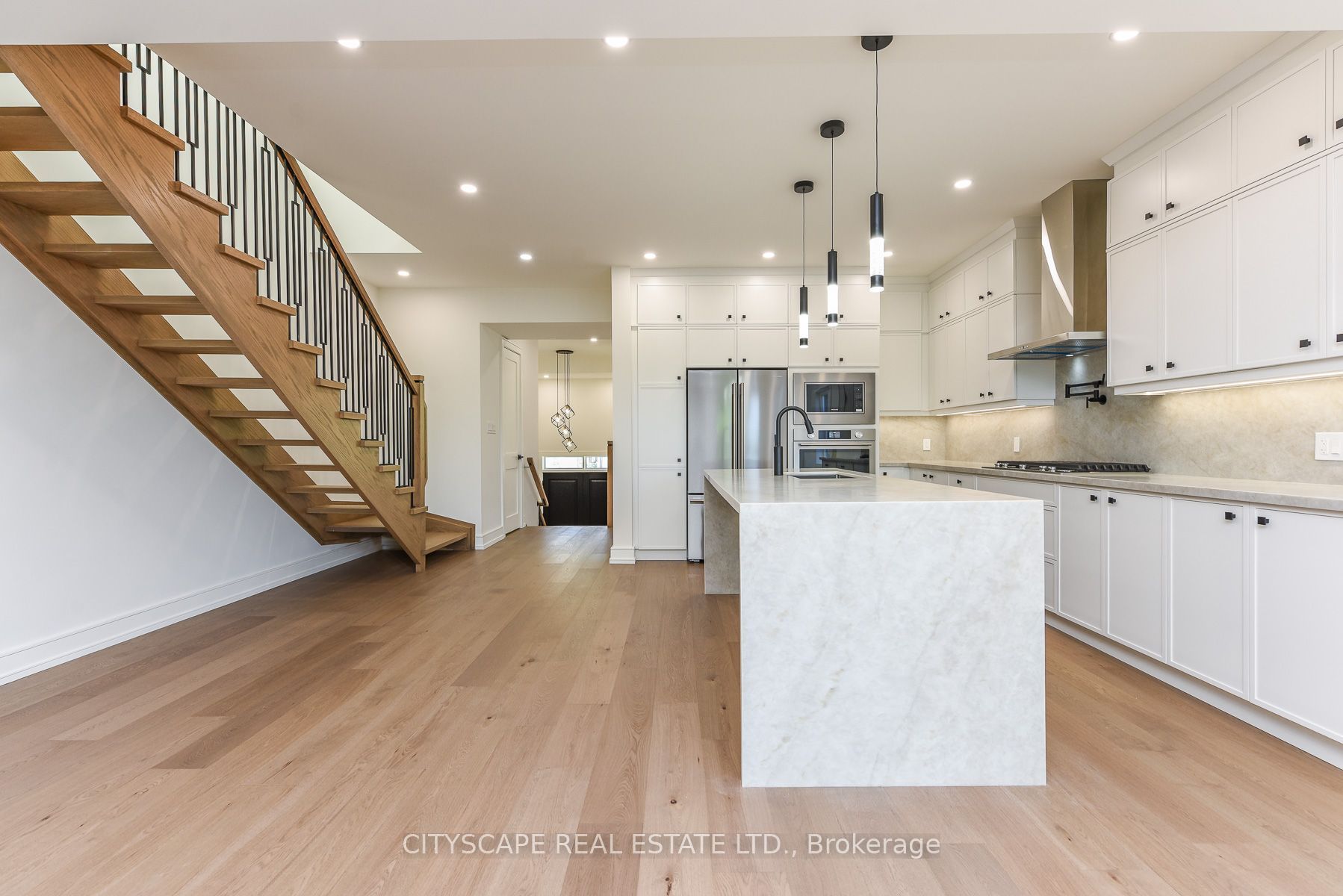 954 Fourth Street Property Photo 14