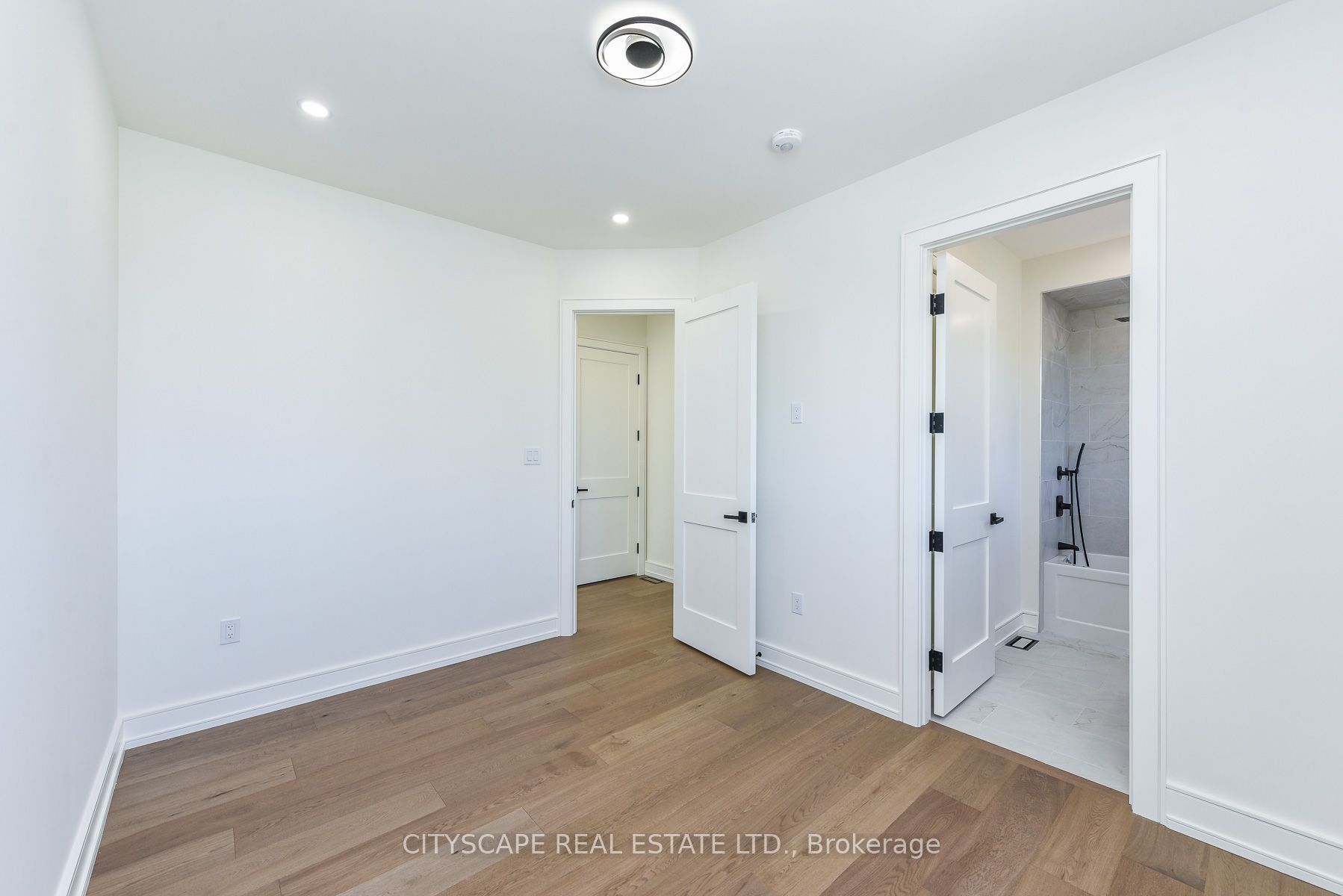 954 Fourth Street Property Photo 25