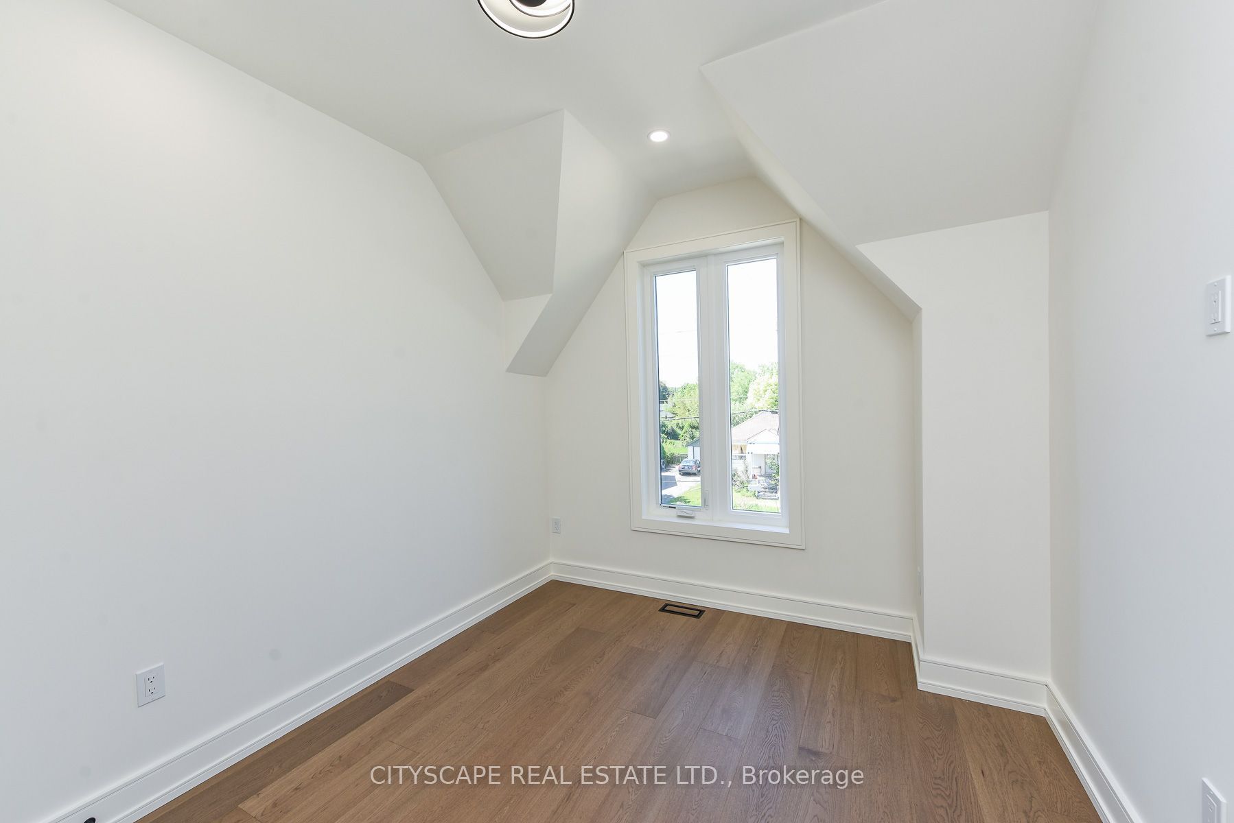 954 Fourth Street Property Photo 49