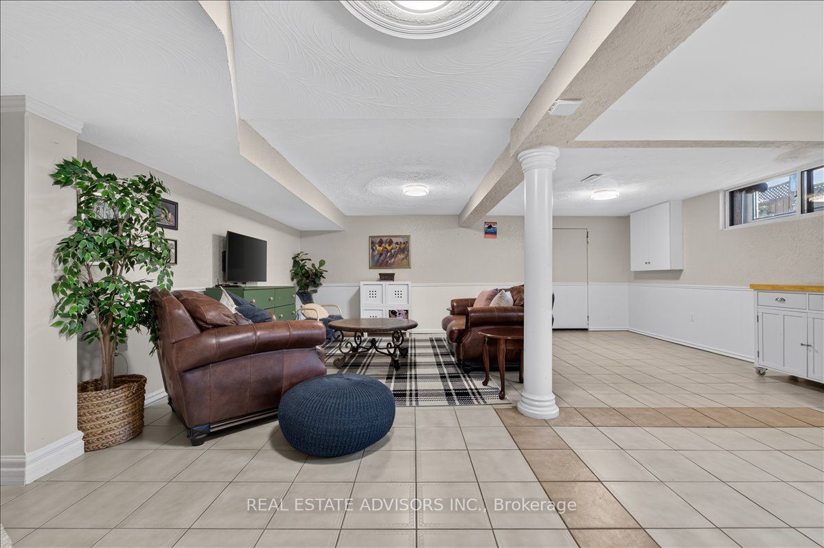 14 Grampian Crescent Property Photo 14