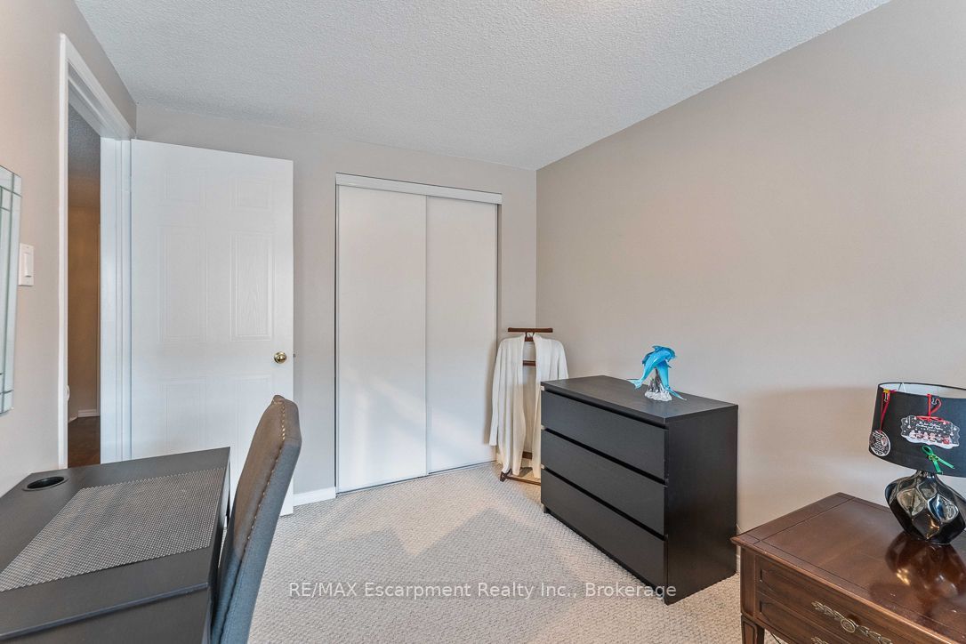 1500 Reeves Gate 1 Property Photo 15