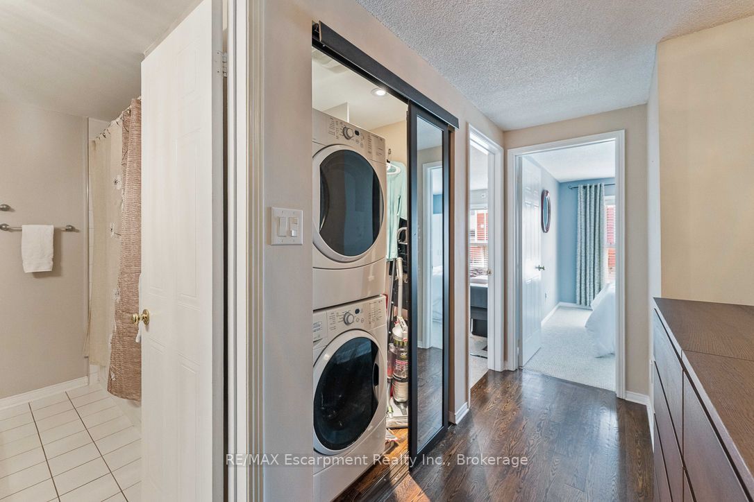 1500 Reeves Gate 1 Property Photo 17