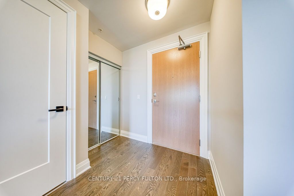 1105 Leger Way 220 Property Photo 7