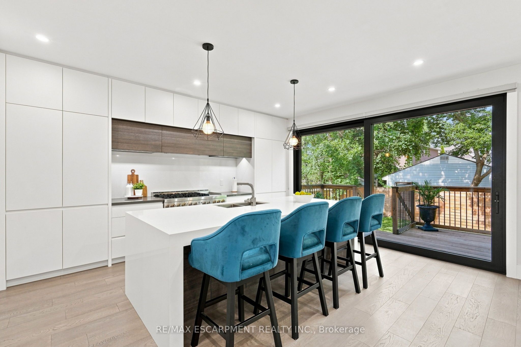 1181 Ogden Avenue Property Photo 10