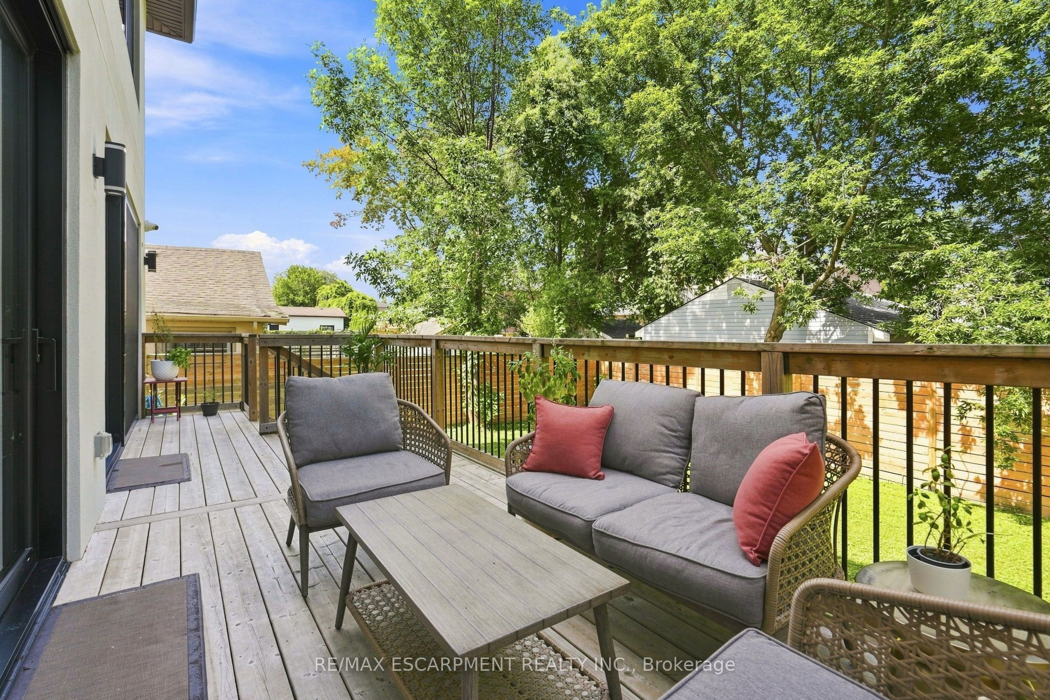 1181 Ogden Avenue Property Photo 17