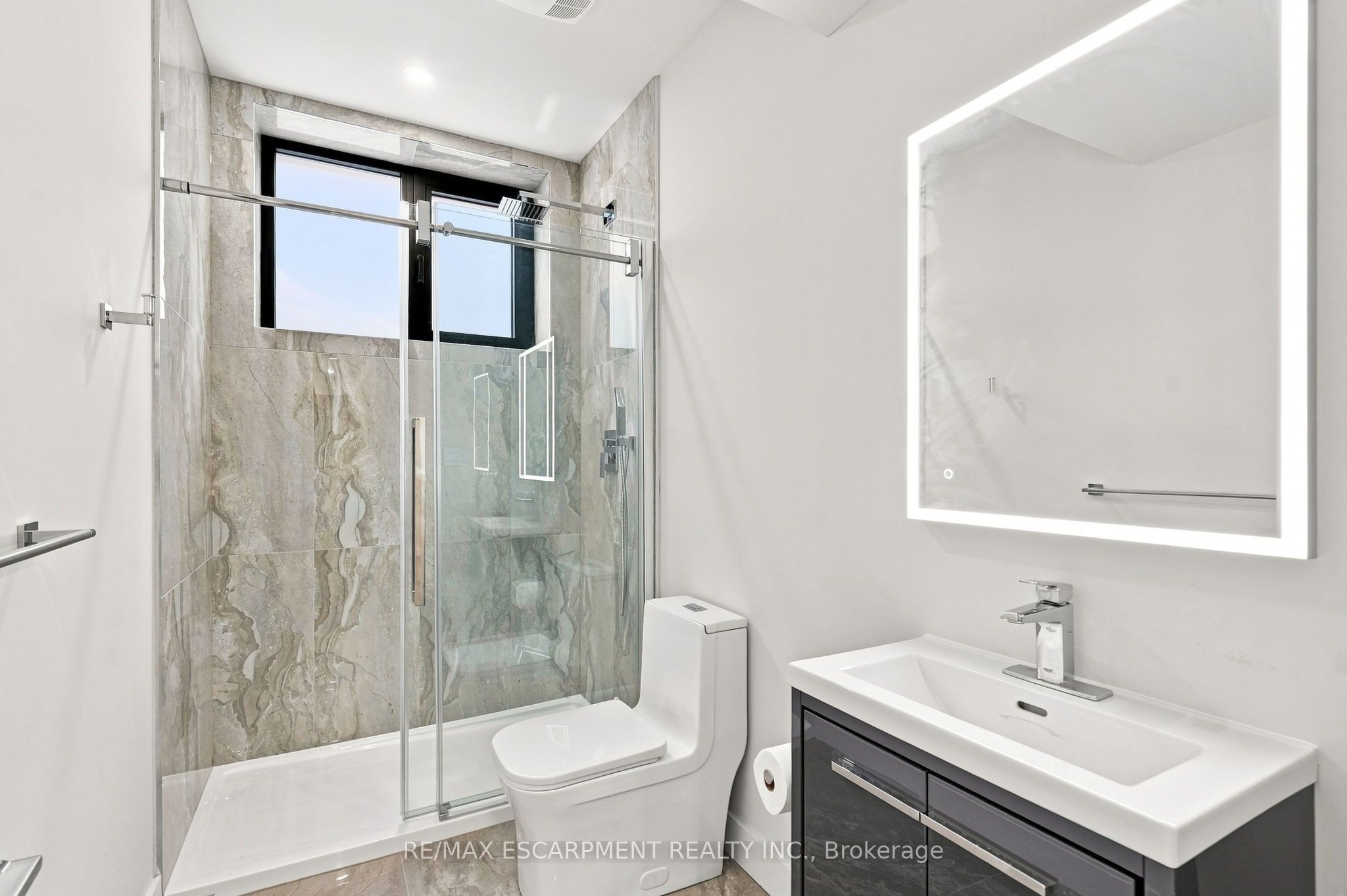 1181 Ogden Avenue Property Photo 41