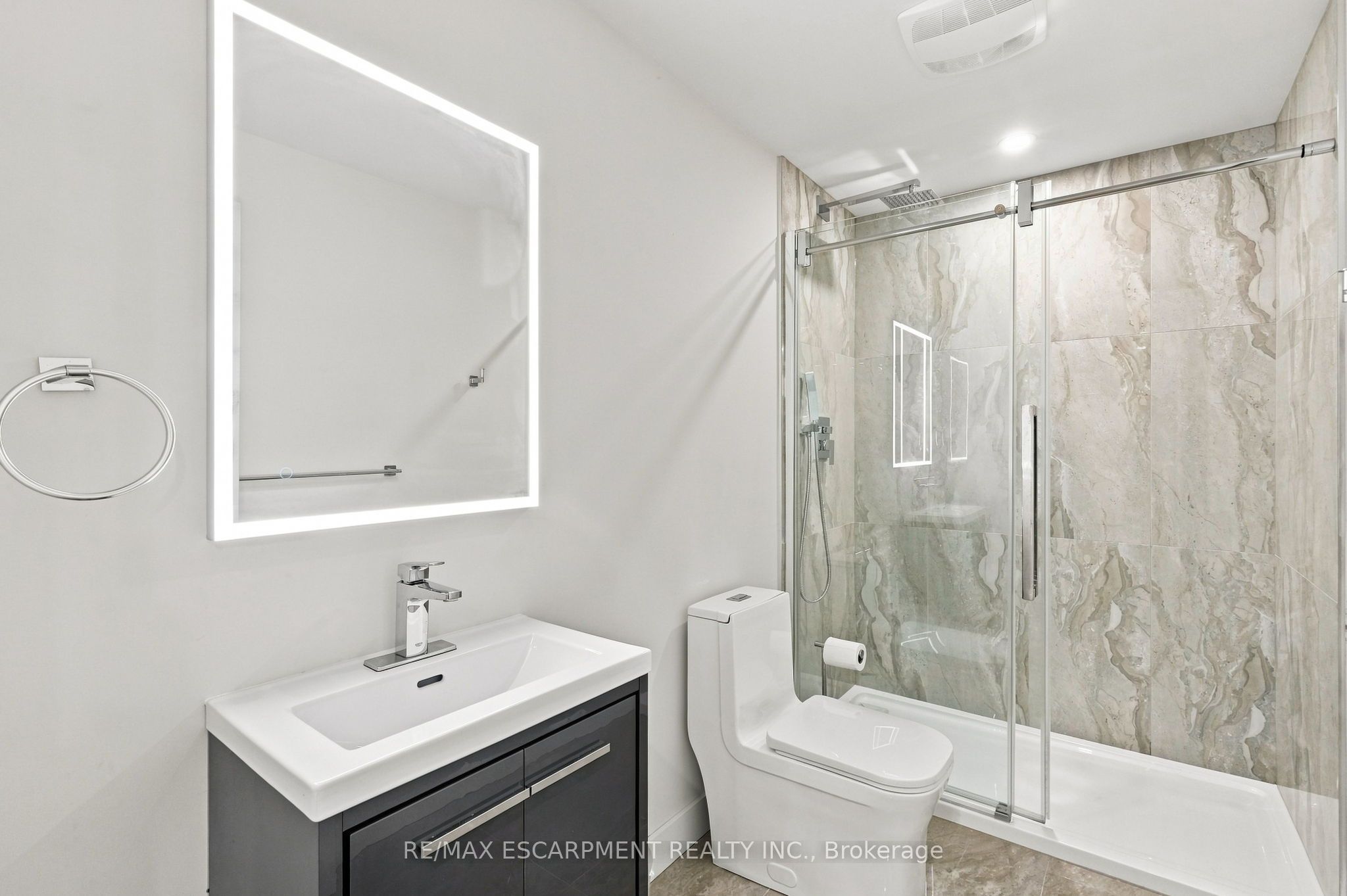 1181 Ogden Avenue Property Photo 46