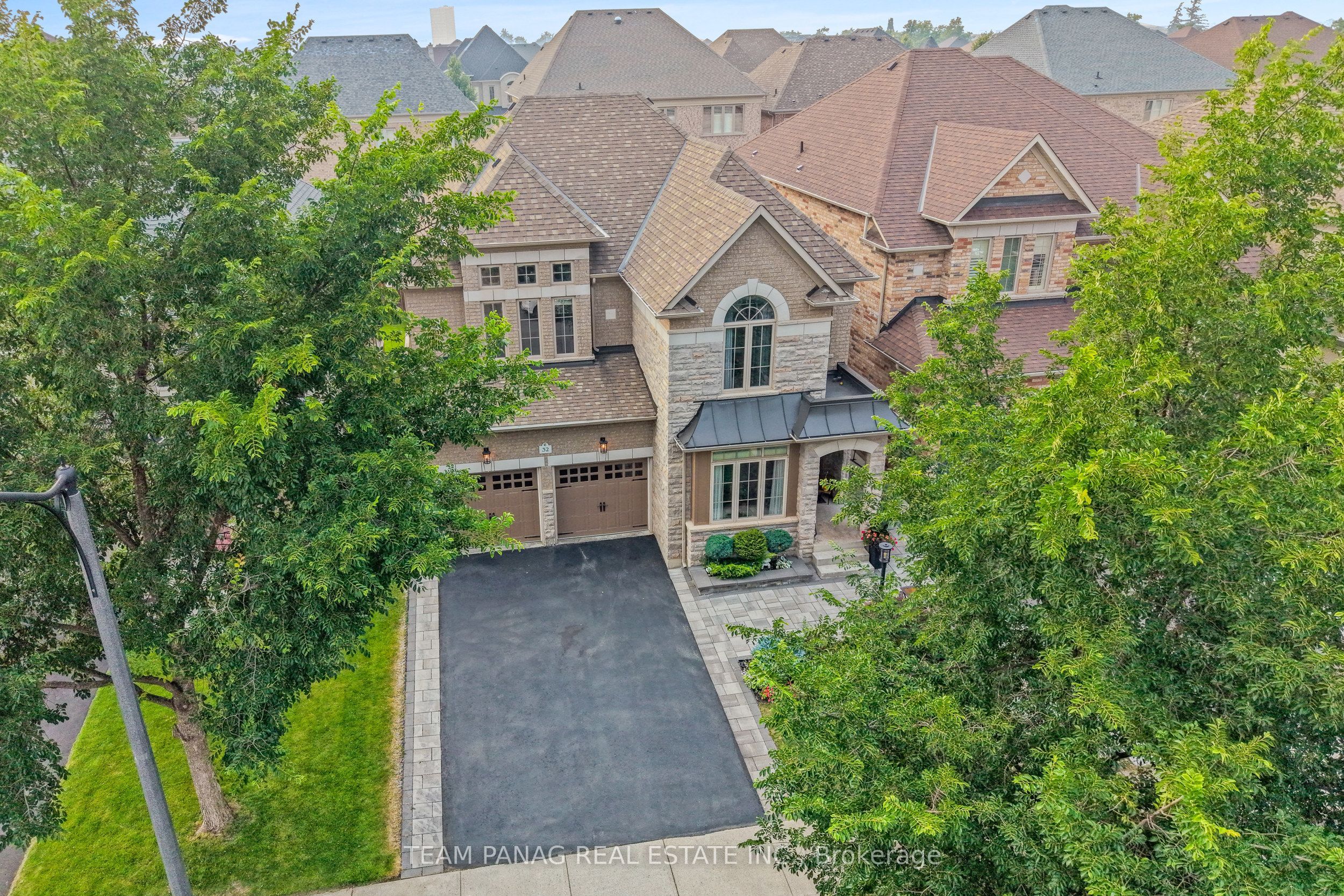 32 Impulse Circle Property Photo 3
