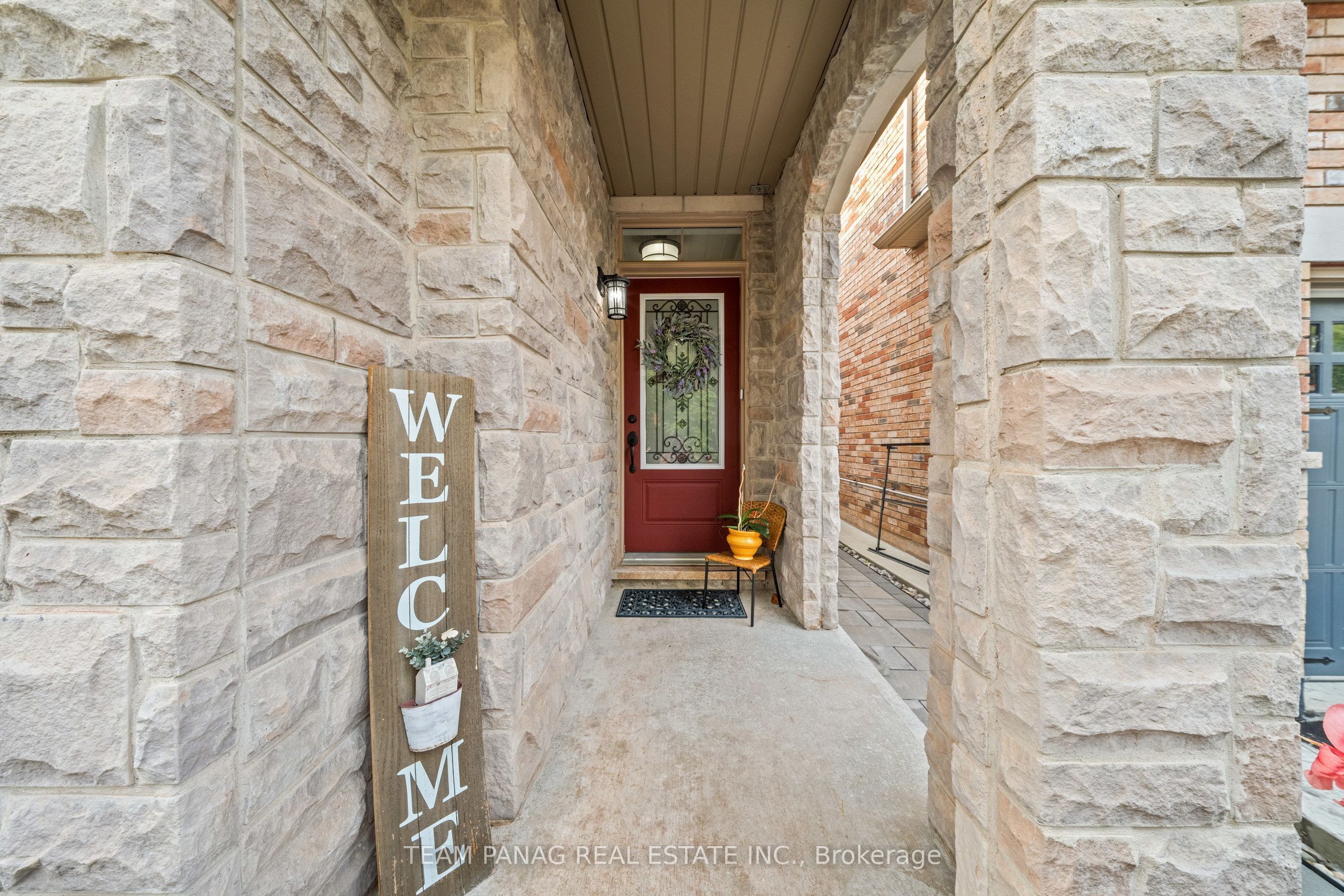 32 Impulse Circle Property Photo 6