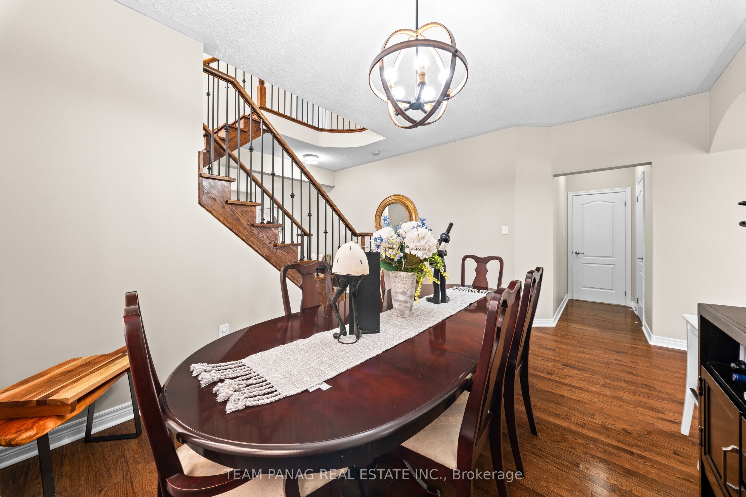 32 Impulse Circle Property Photo 13