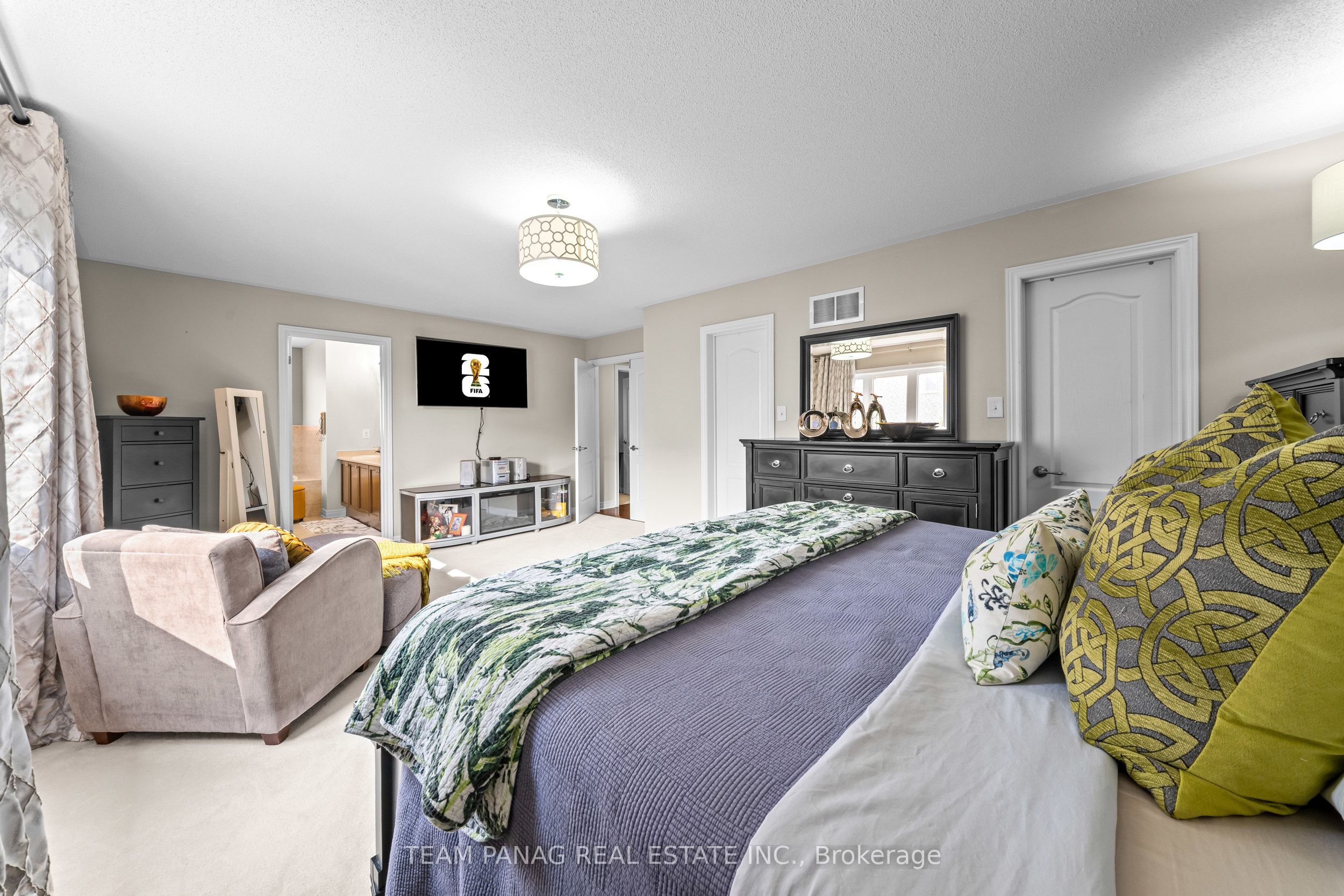 32 Impulse Circle Property Photo 31