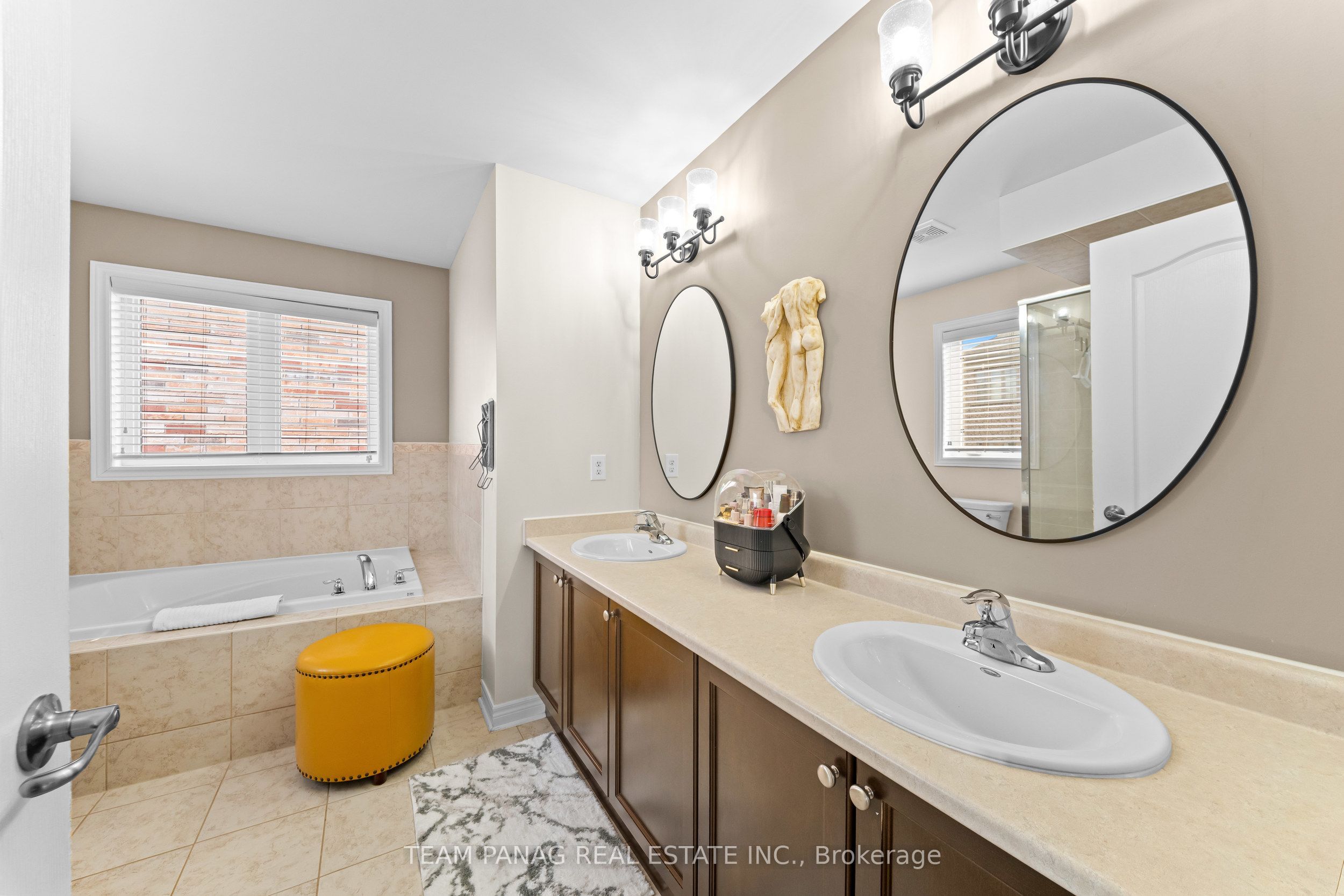 32 Impulse Circle Property Photo 33