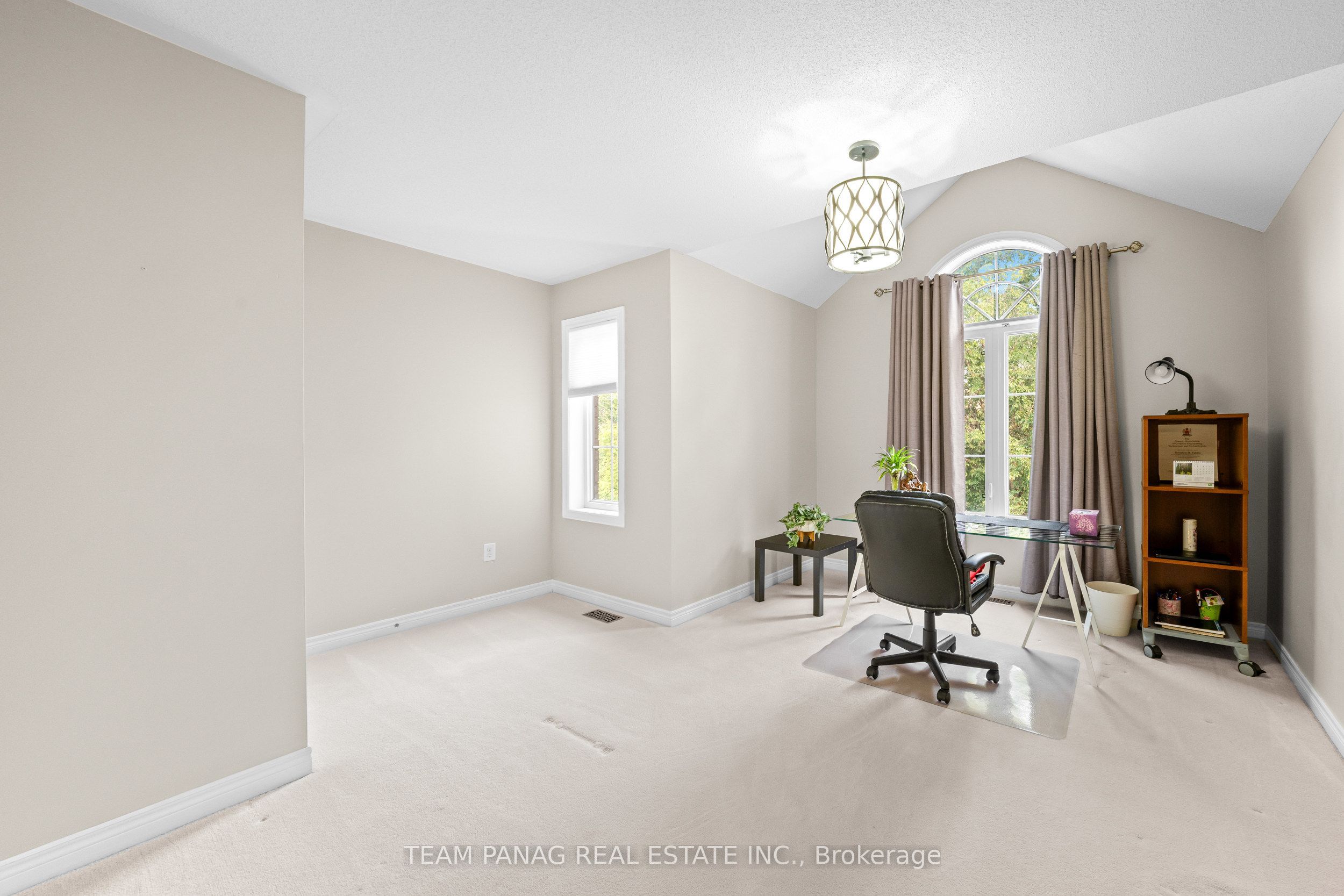 32 Impulse Circle Property Photo 43