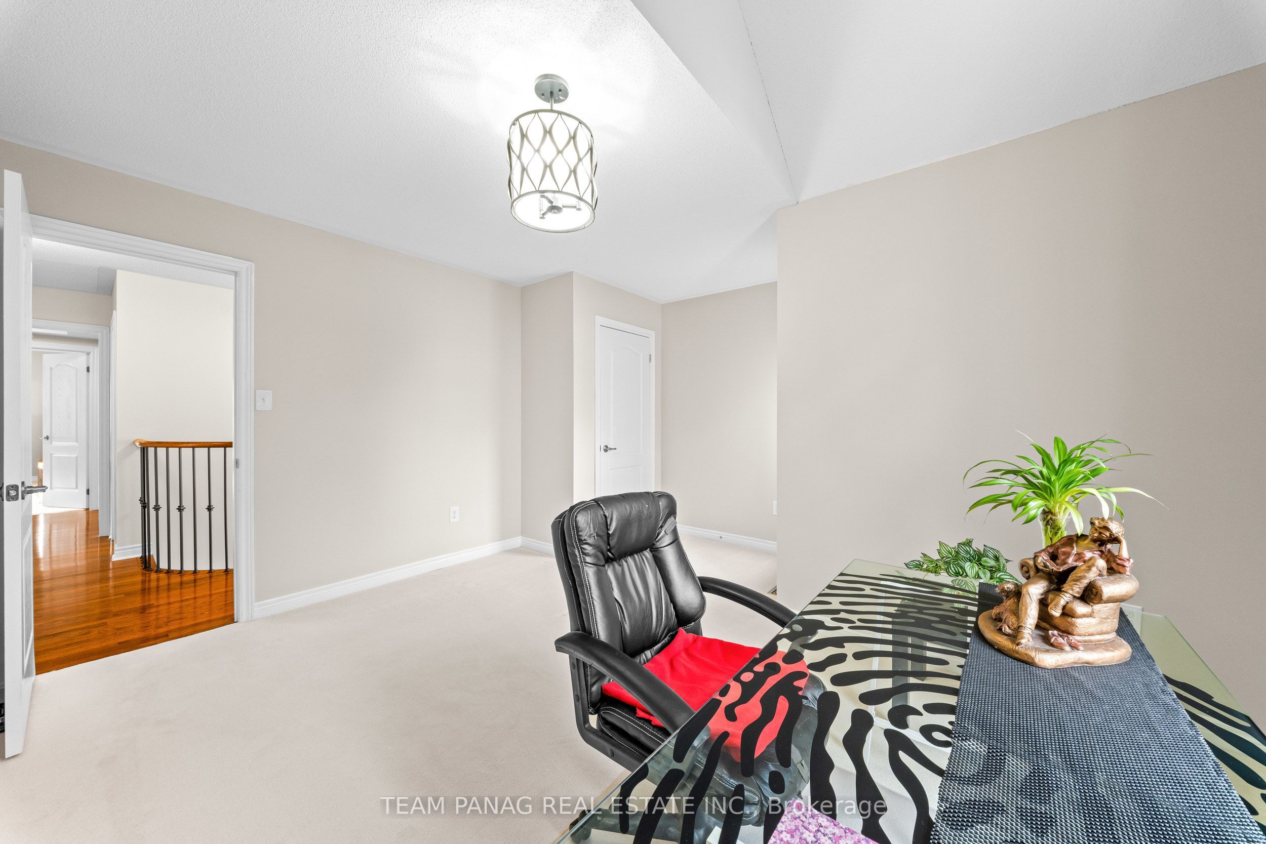 32 Impulse Circle Property Photo 44