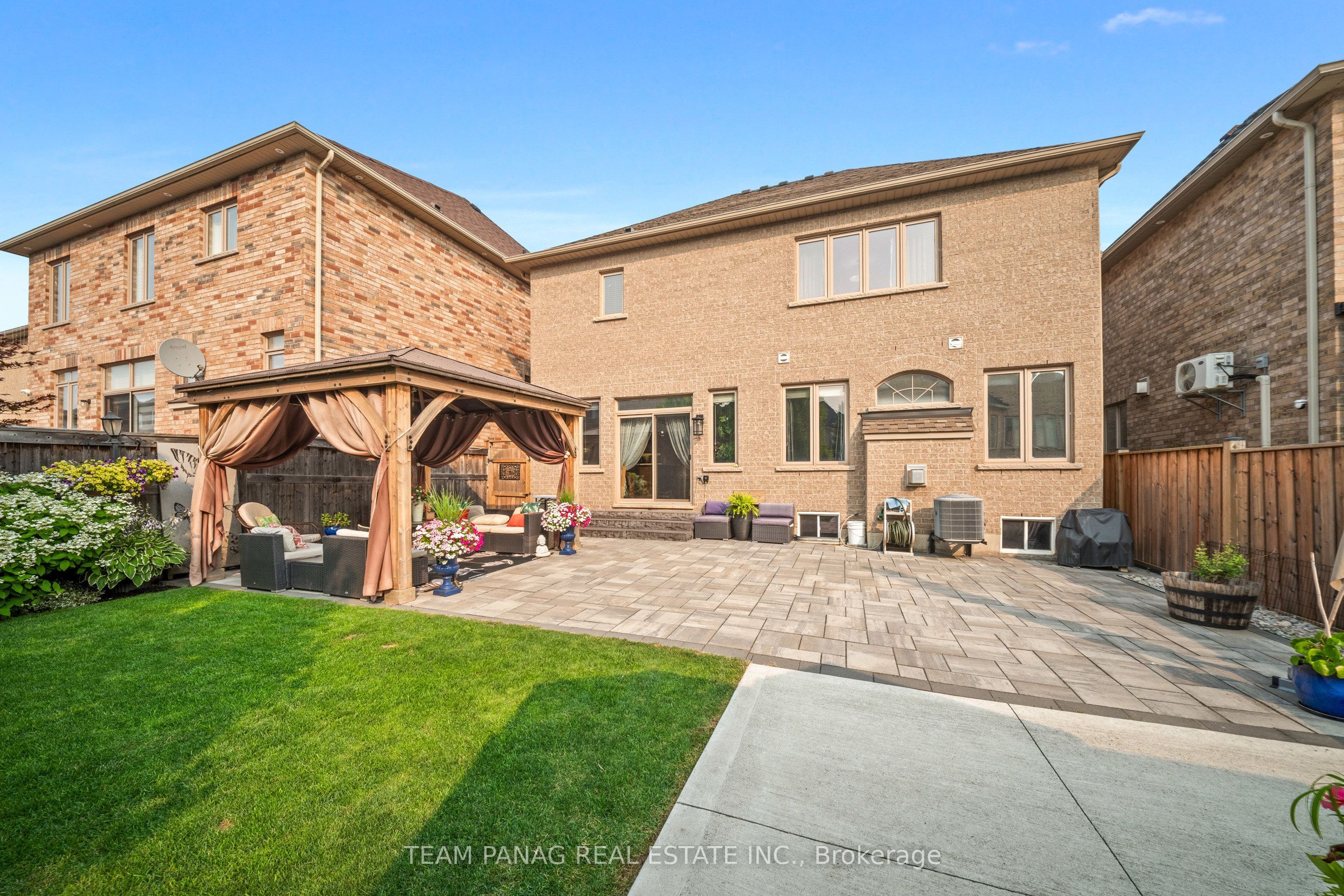 32 Impulse Circle Property Photo 47