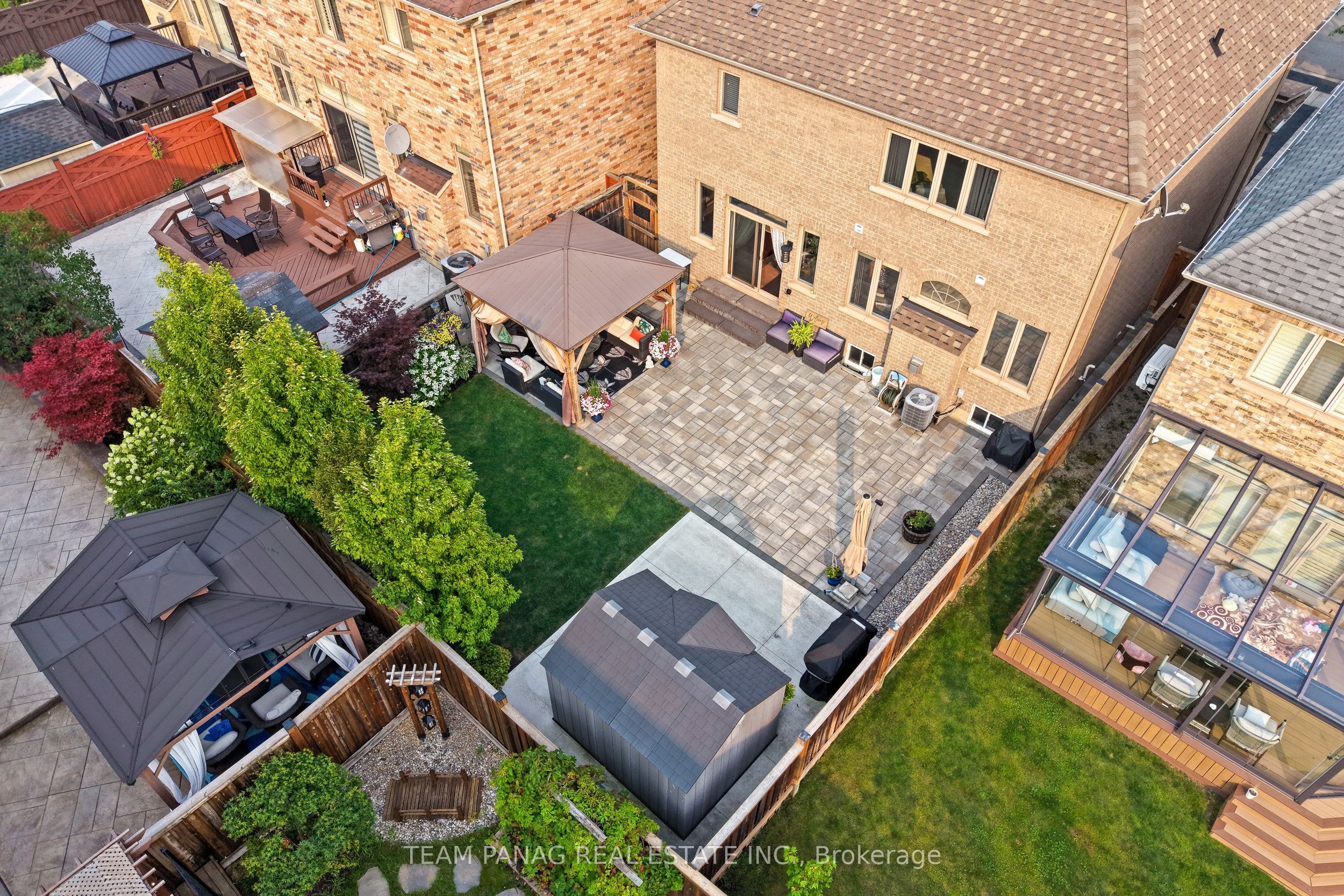 32 Impulse Circle Property Photo 50