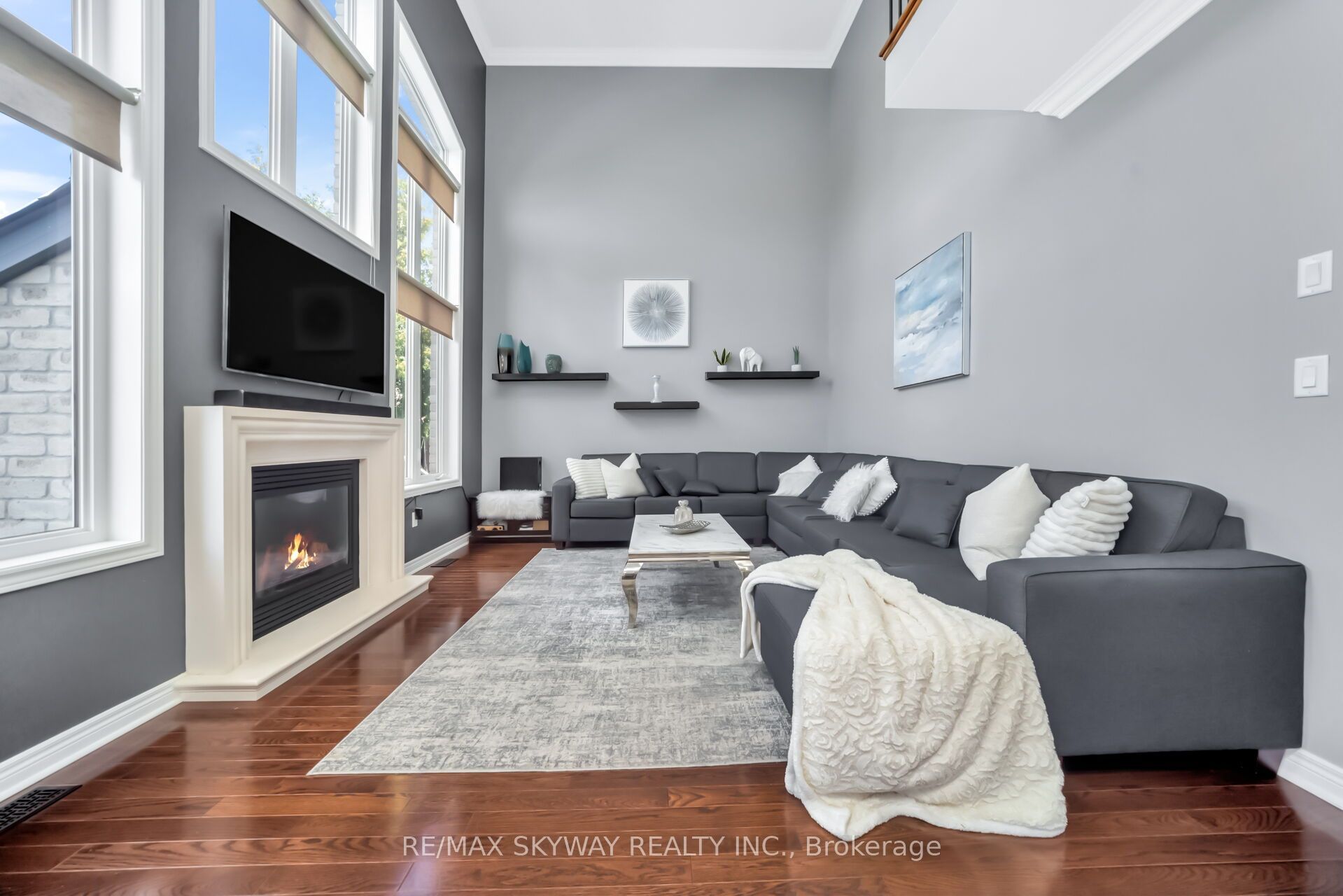 51 Learmont Avenue Property Photo 17