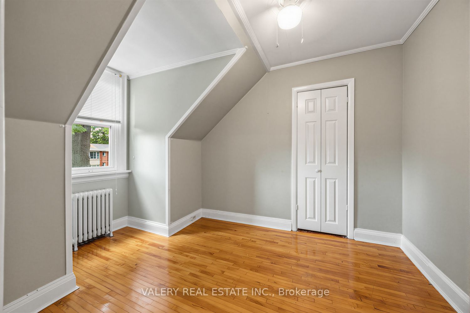 8 Thirty Third Street 4 Property Photo 7