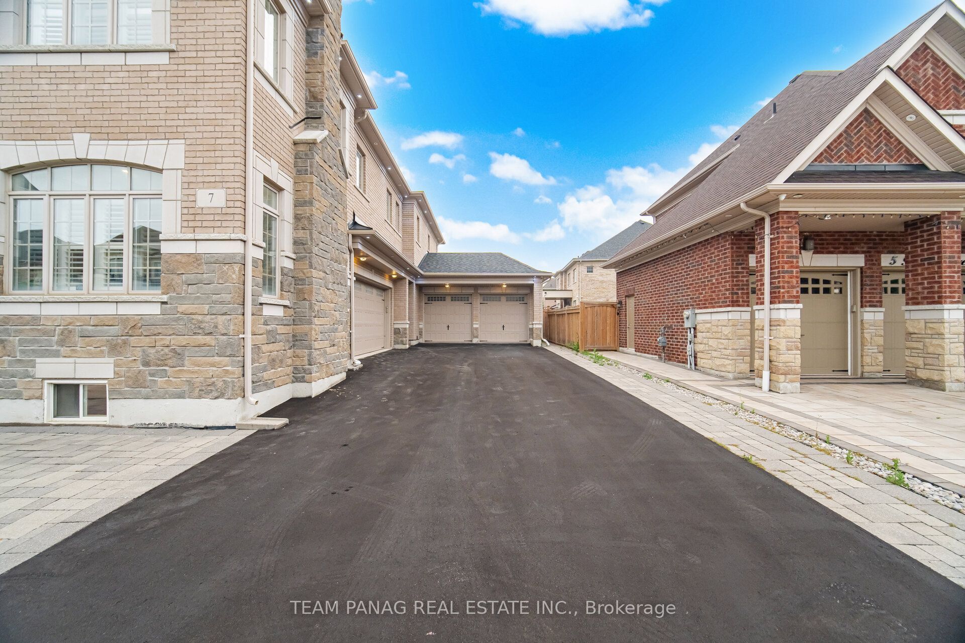 7 Balloon Crescent Property Photo 5