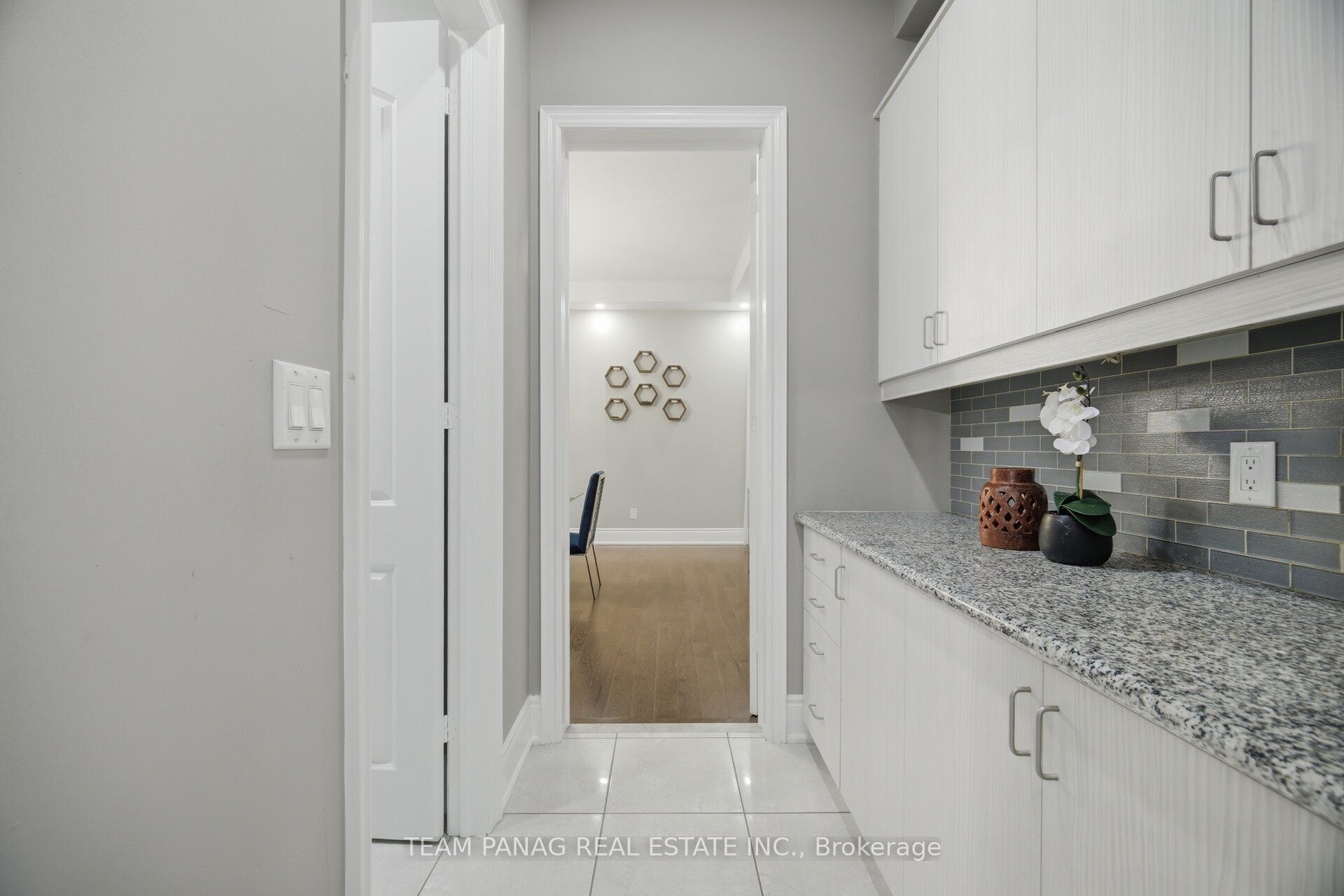 7 Balloon Crescent Property Photo 16