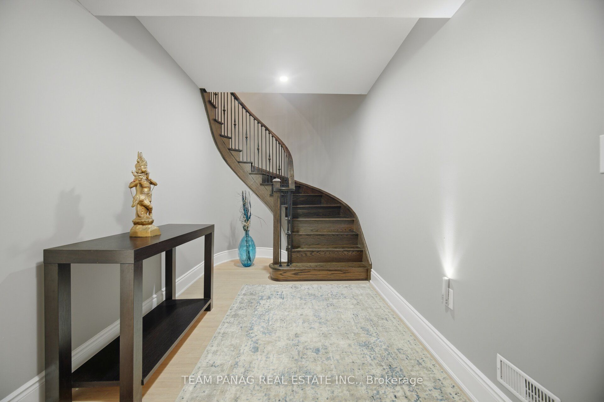 7 Balloon Crescent Property Photo 38