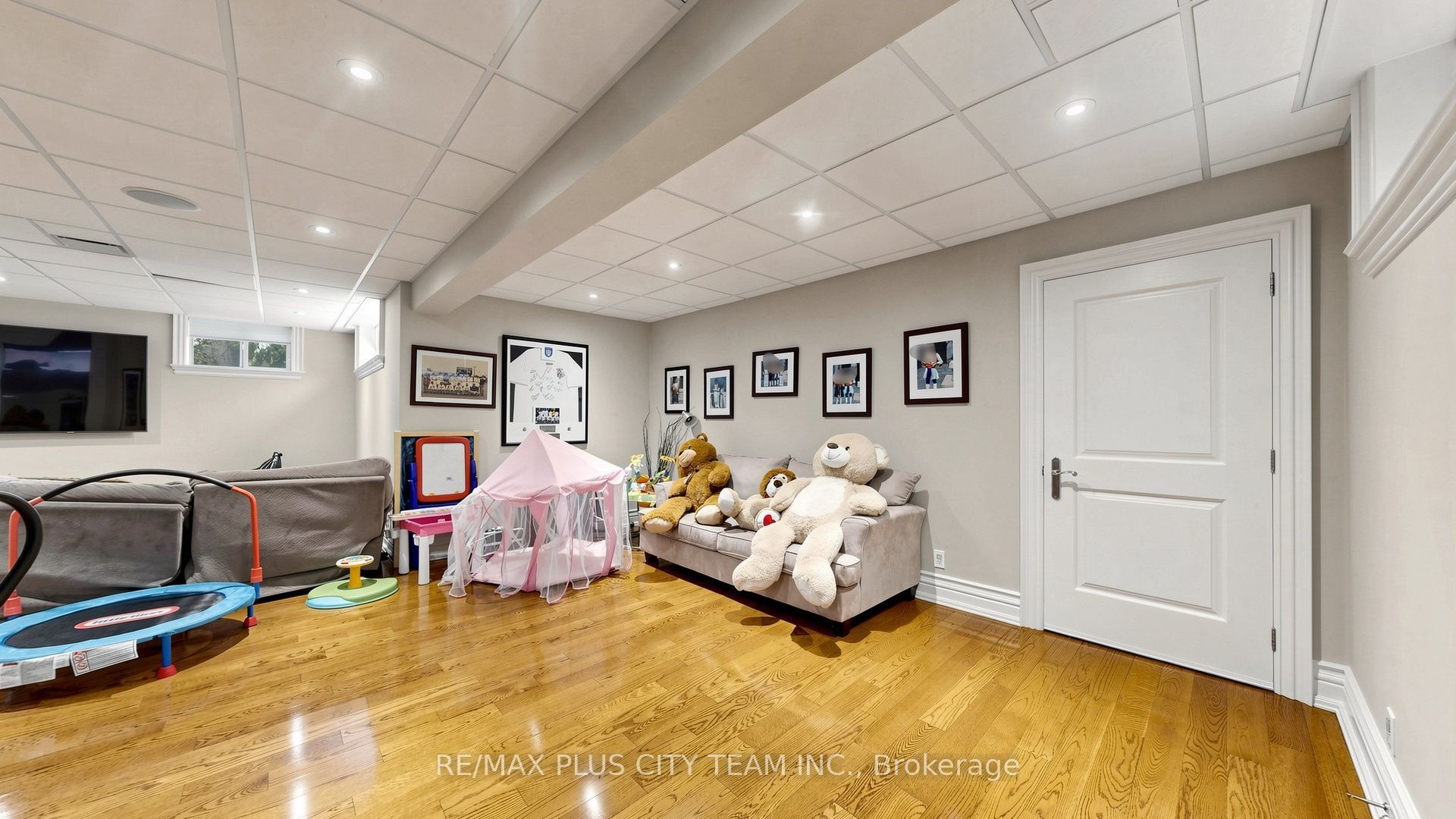 50 Bonnyview Drive Property Photo 33