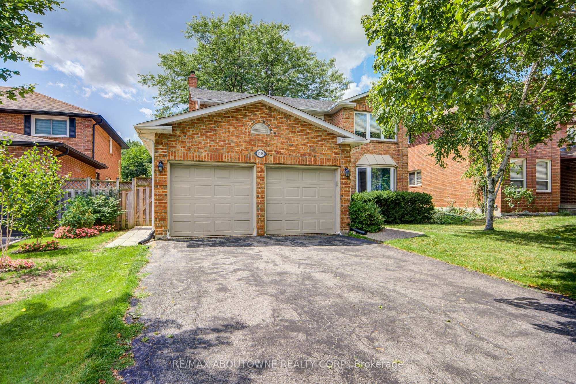 1108 Notley Crescent Lower Property Photo 2