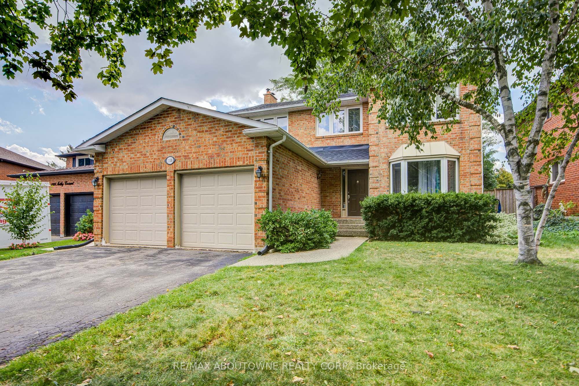 1108 Notley Crescent Lower Property Photo 4