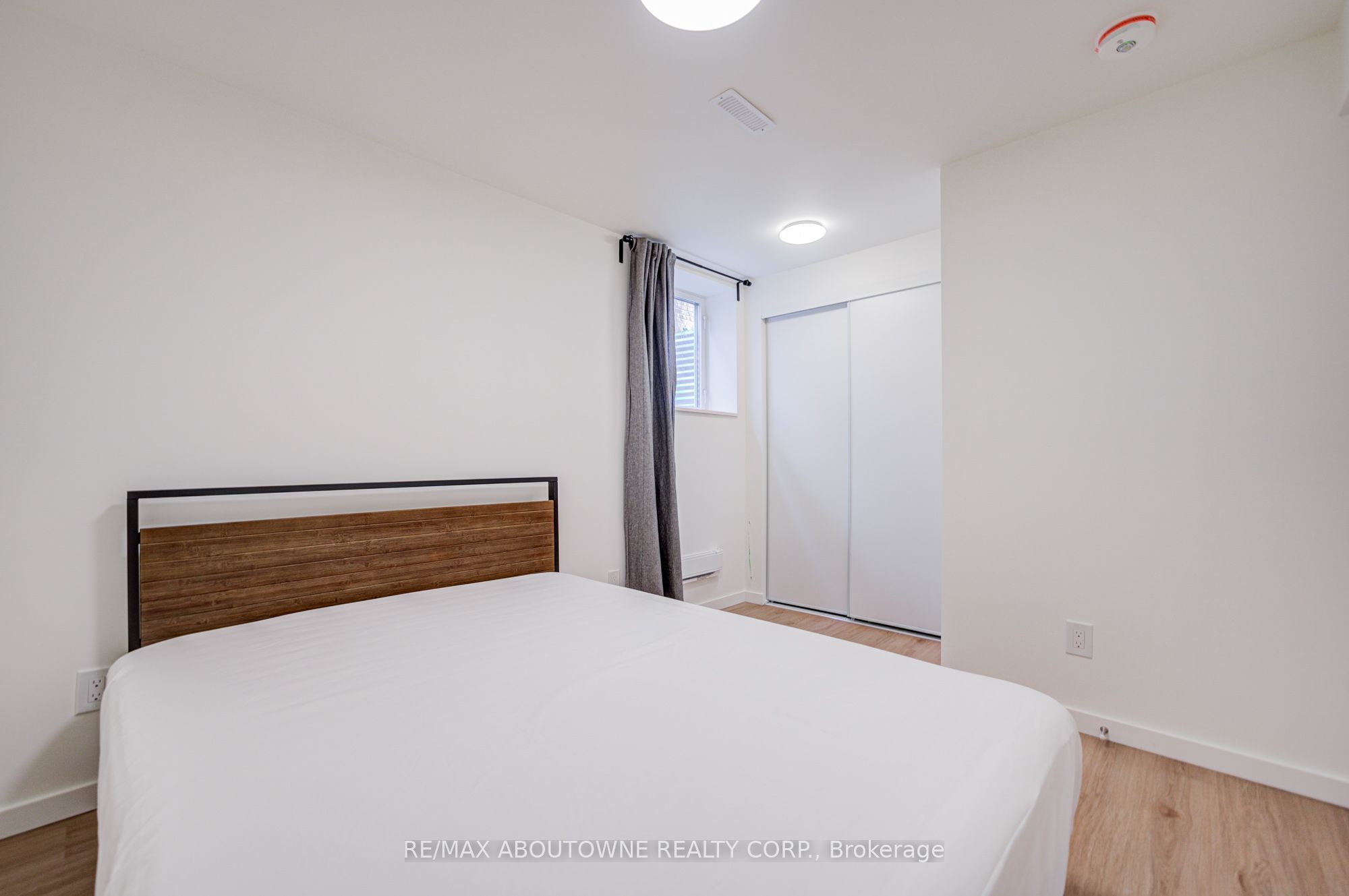 1108 Notley Crescent Lower Property Photo 28