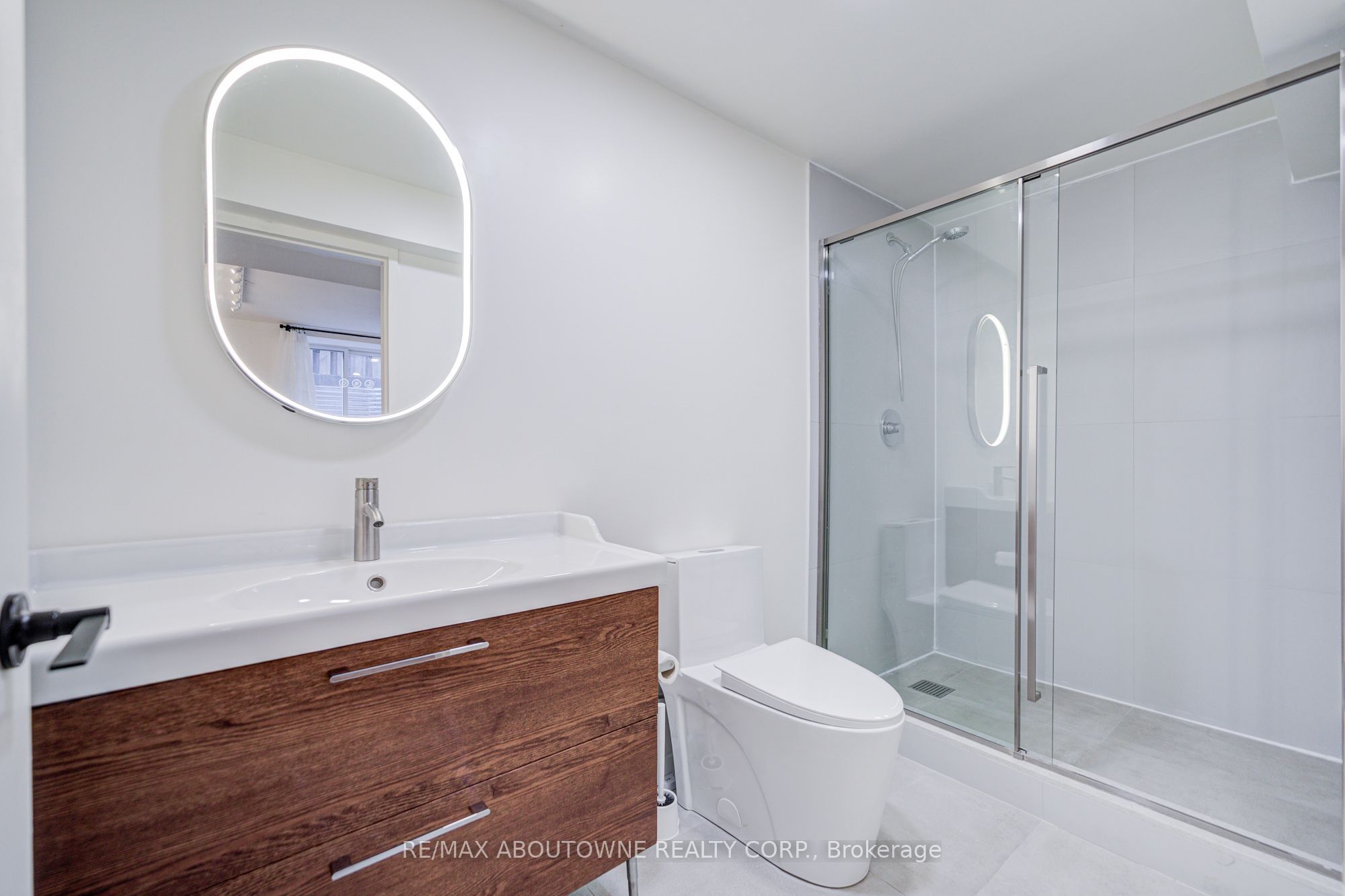 1108 Notley Crescent Lower Property Photo 33
