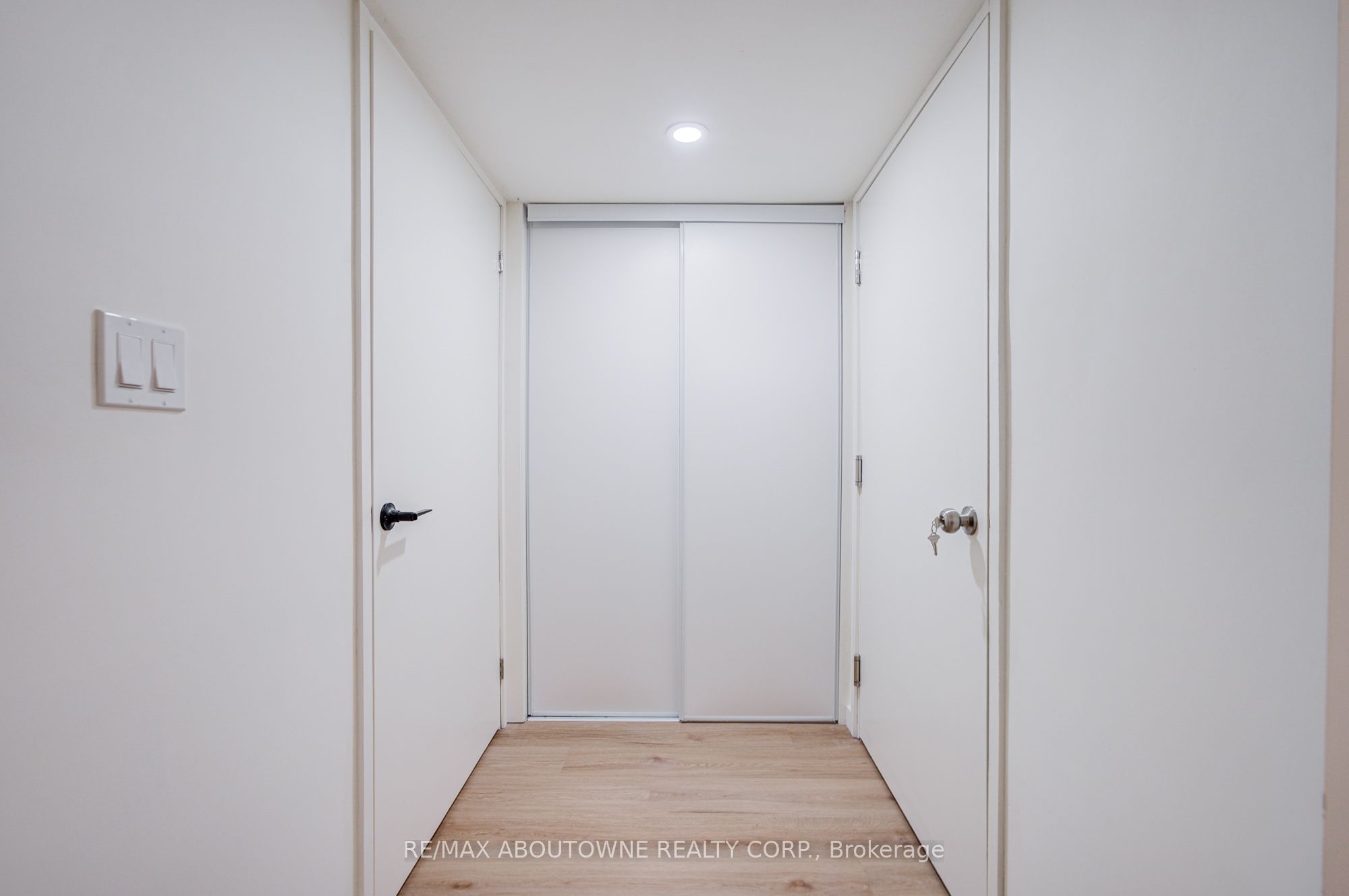1108 Notley Crescent Lower Property Photo 38