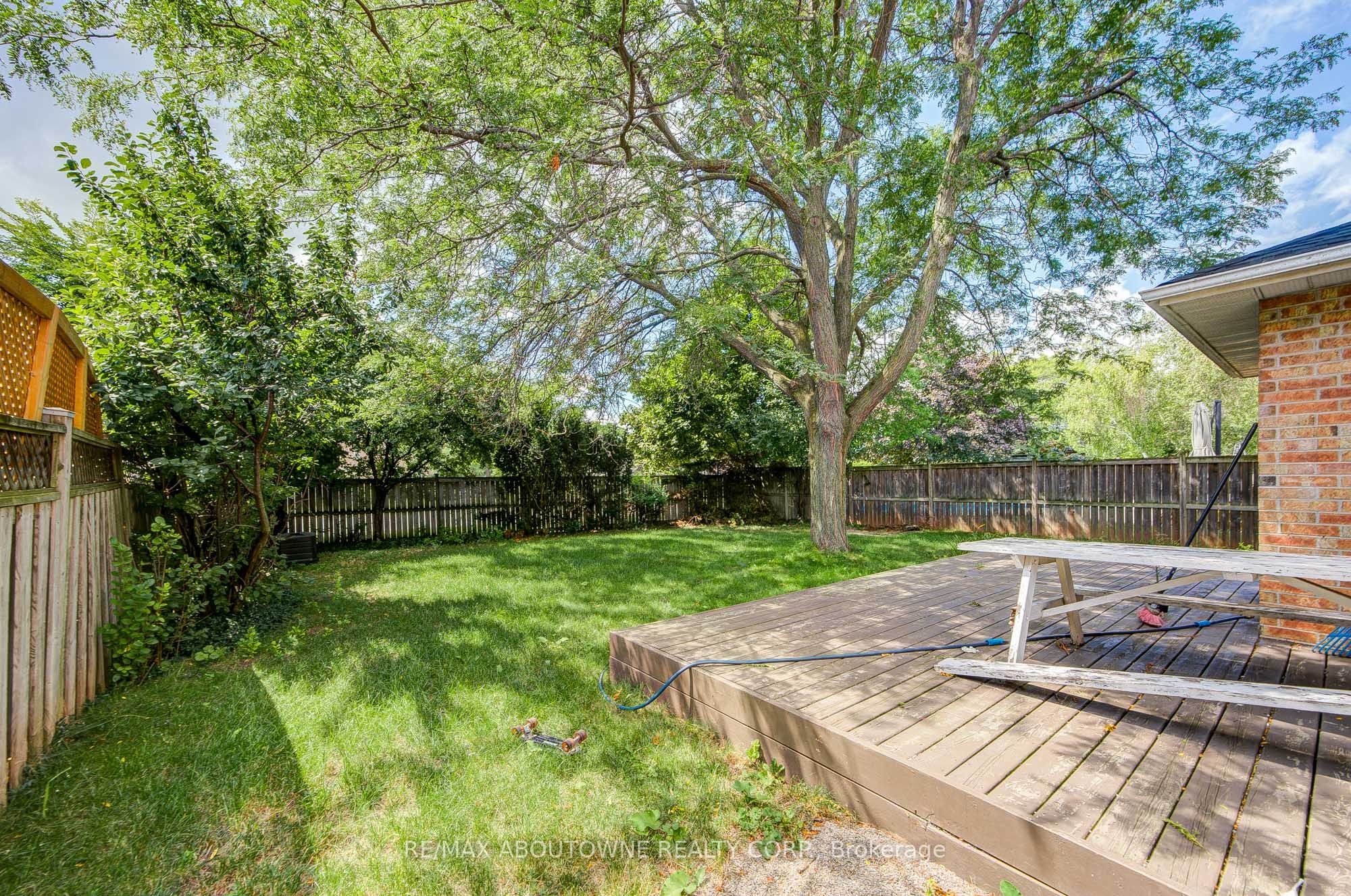 1108 Notley Crescent Lower Property Photo 43