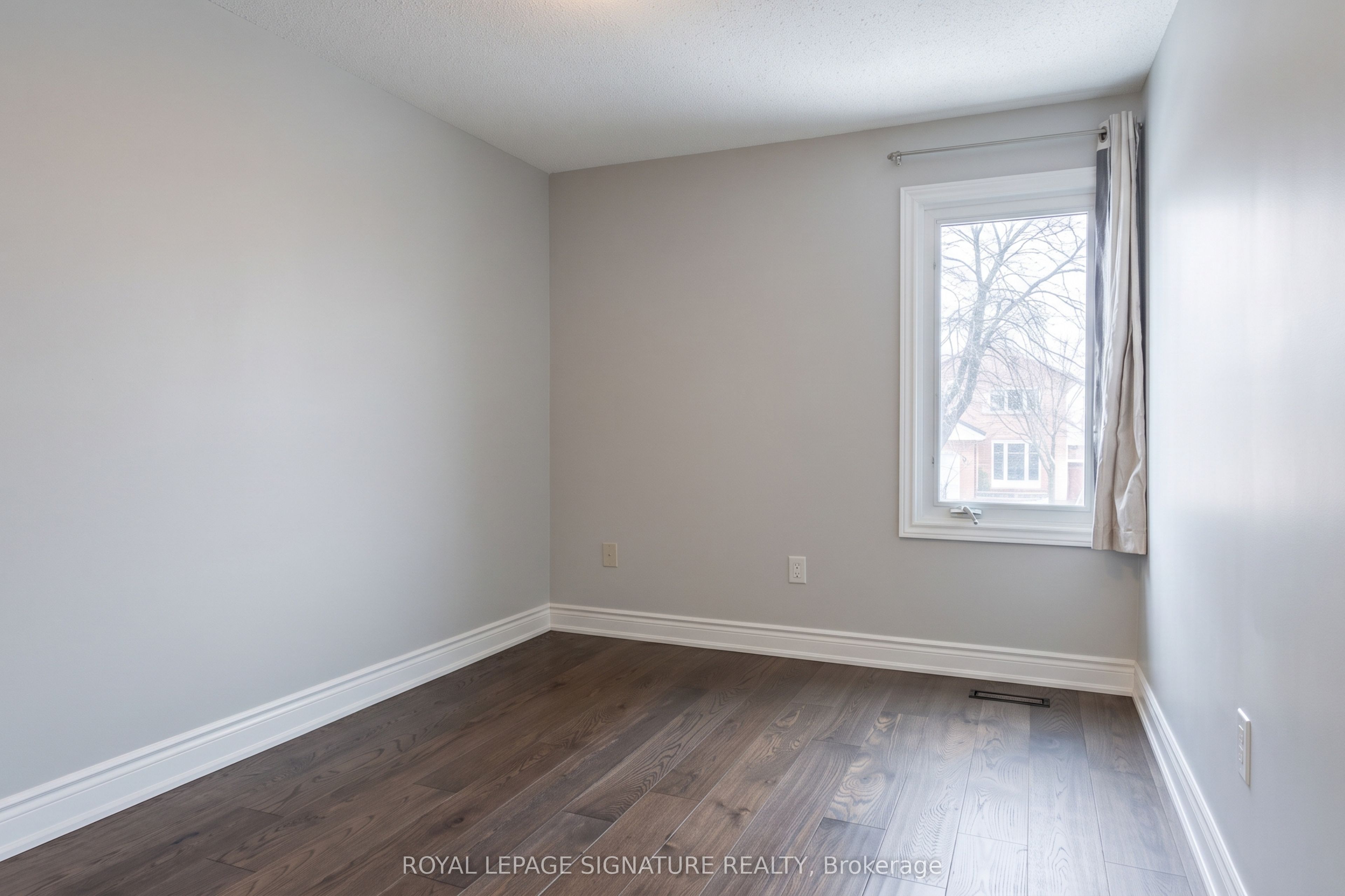 352 Assiniboine Trail Property Photo 12
