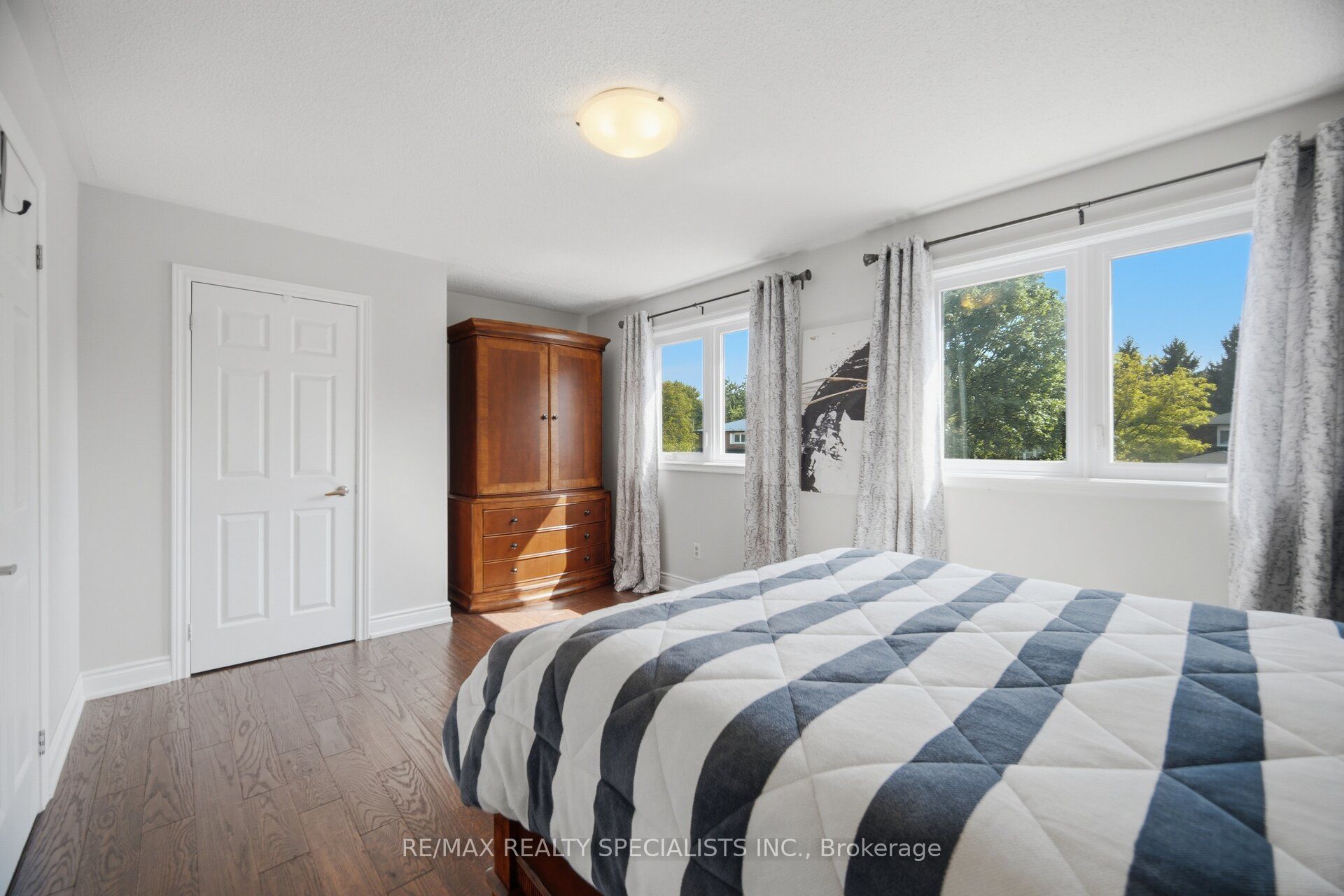 1106 Highgate Place Property Photo 12
