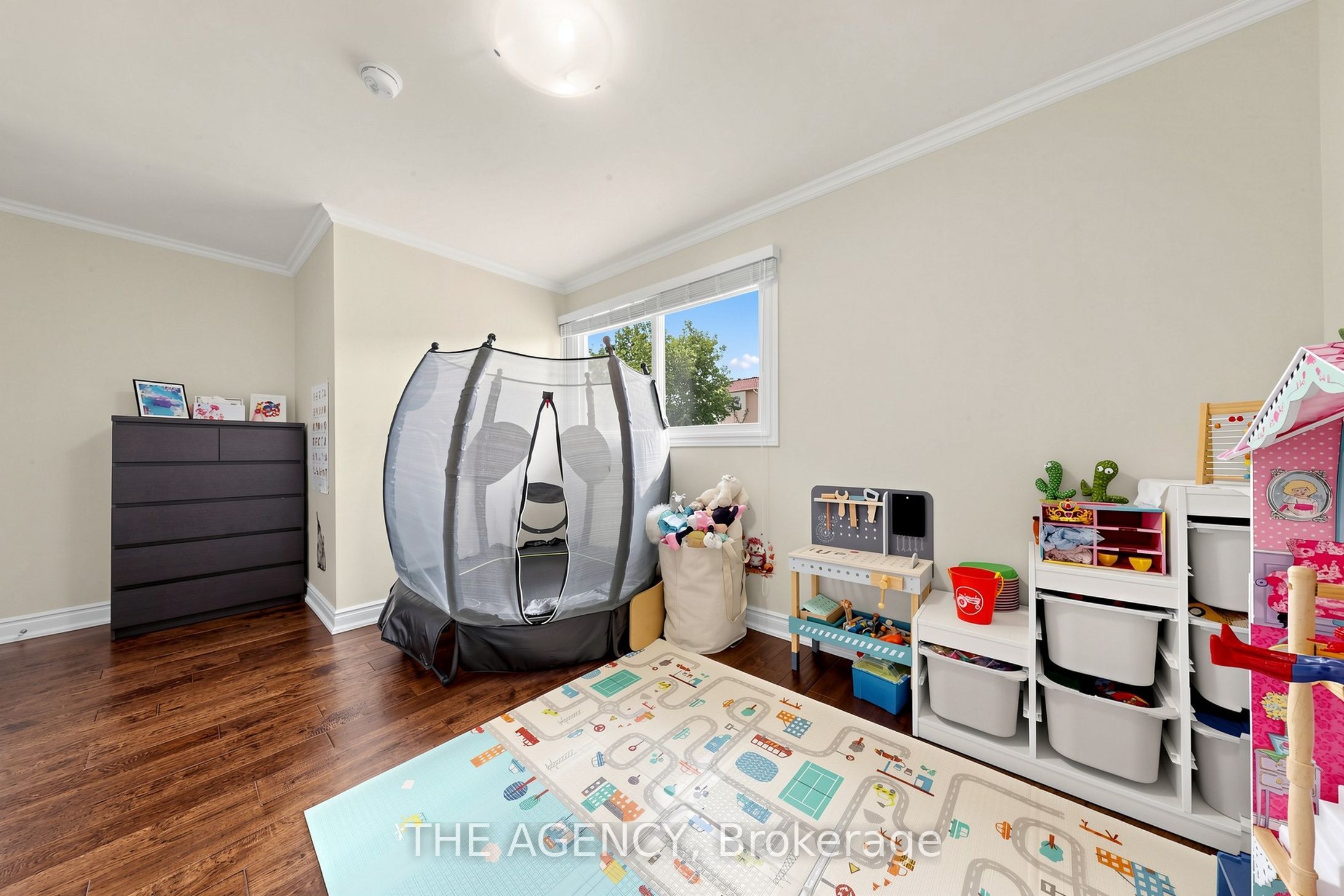 2774 Quill Crescent Upper Property Photo 17
