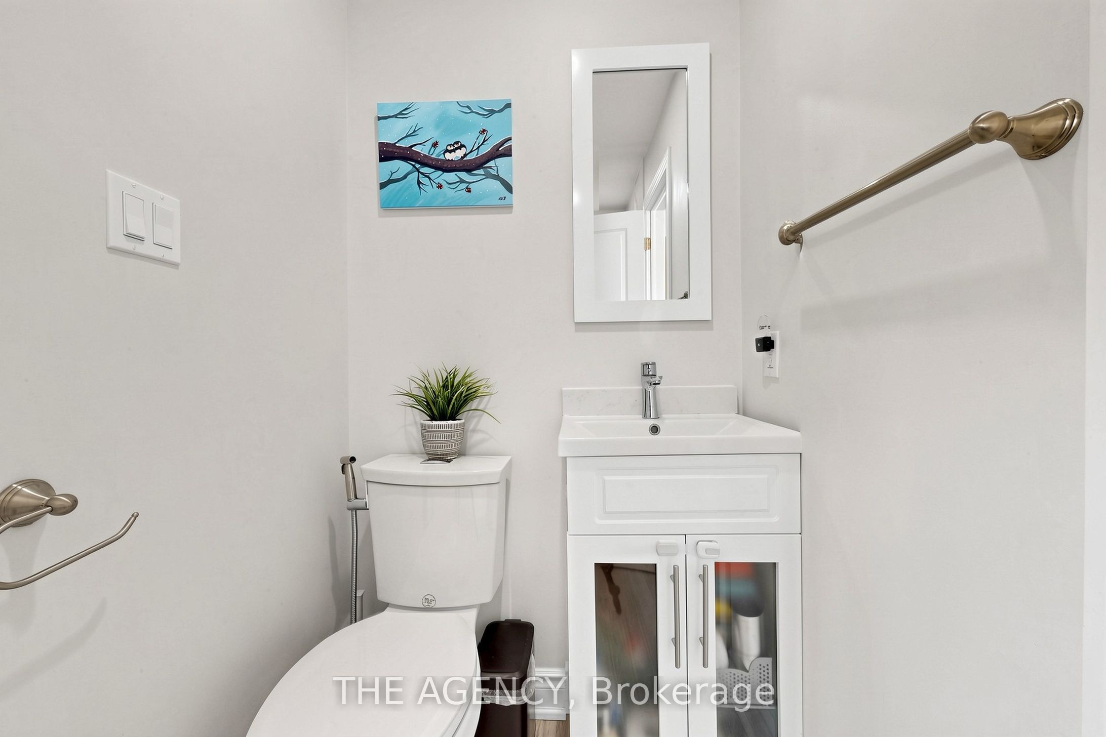 2774 Quill Crescent Upper Property Photo 22