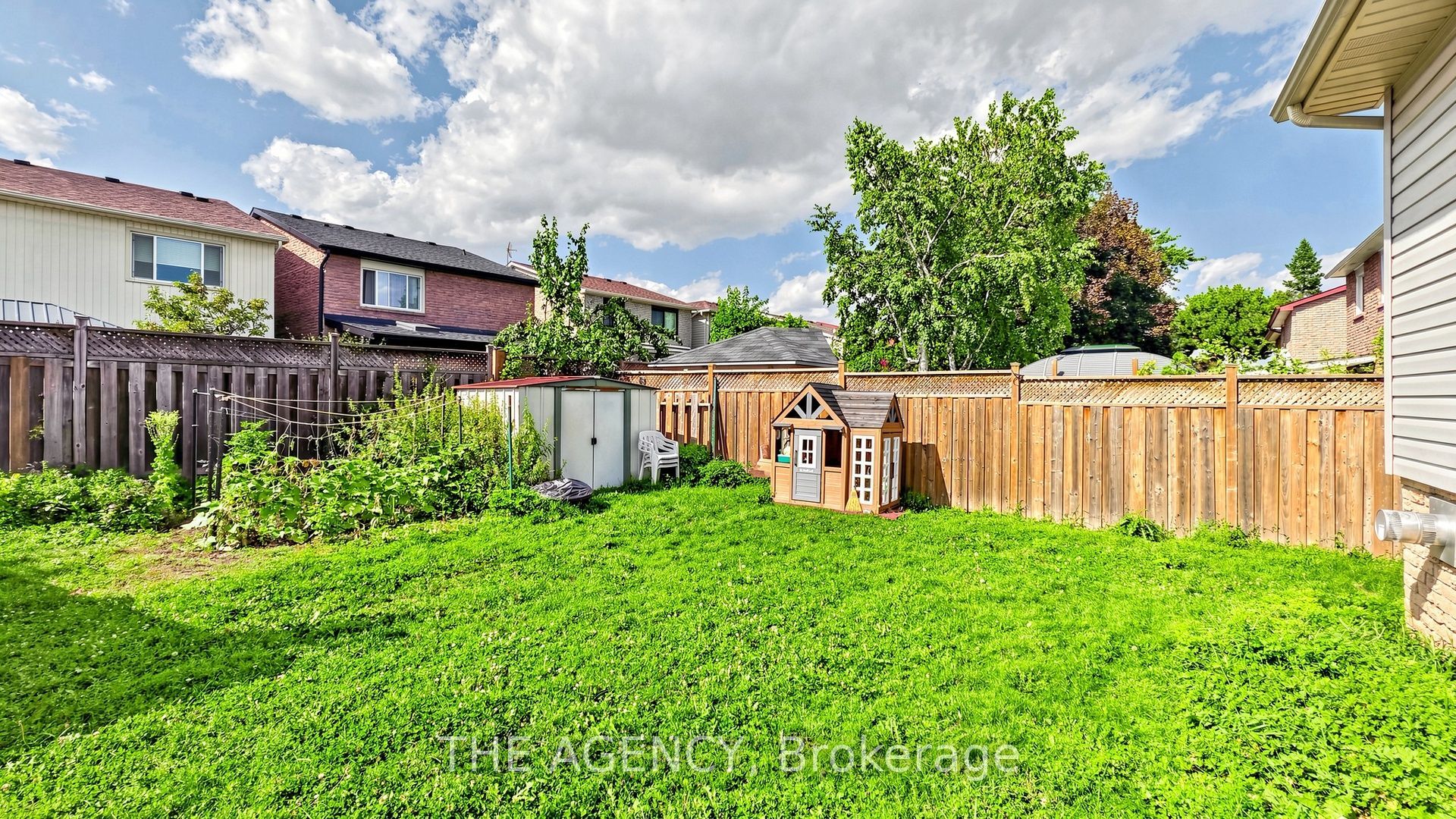 2774 Quill Crescent Upper Property Photo 29