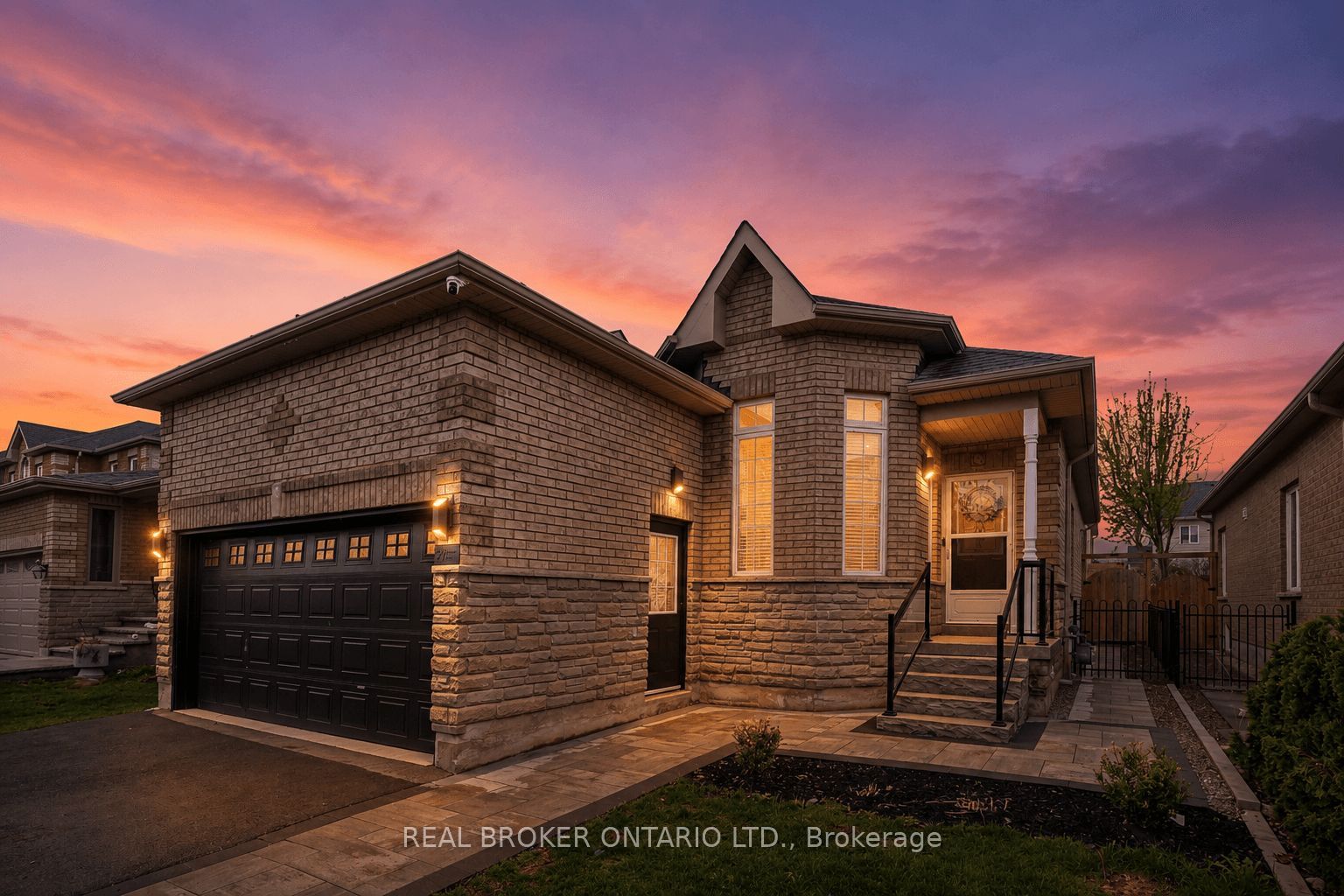 27 Spruce Boulevard Property Photo 1
