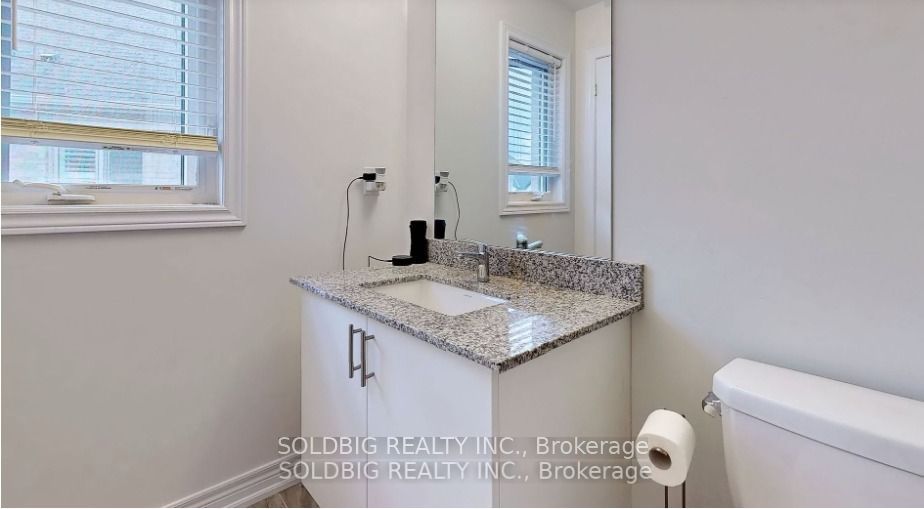 1265 Chee Chee Landing Property Photo 13