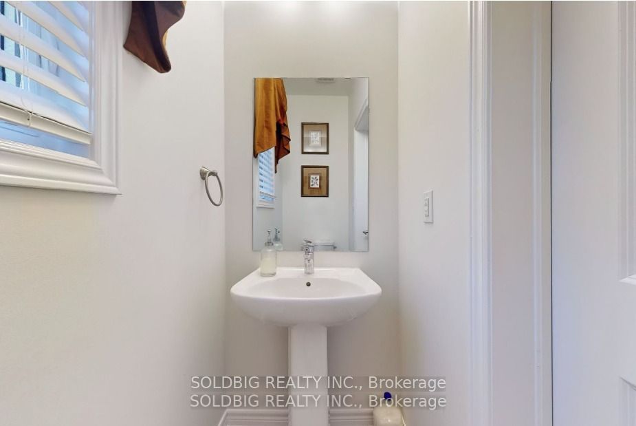 1265 Chee Chee Landing Property Photo 14