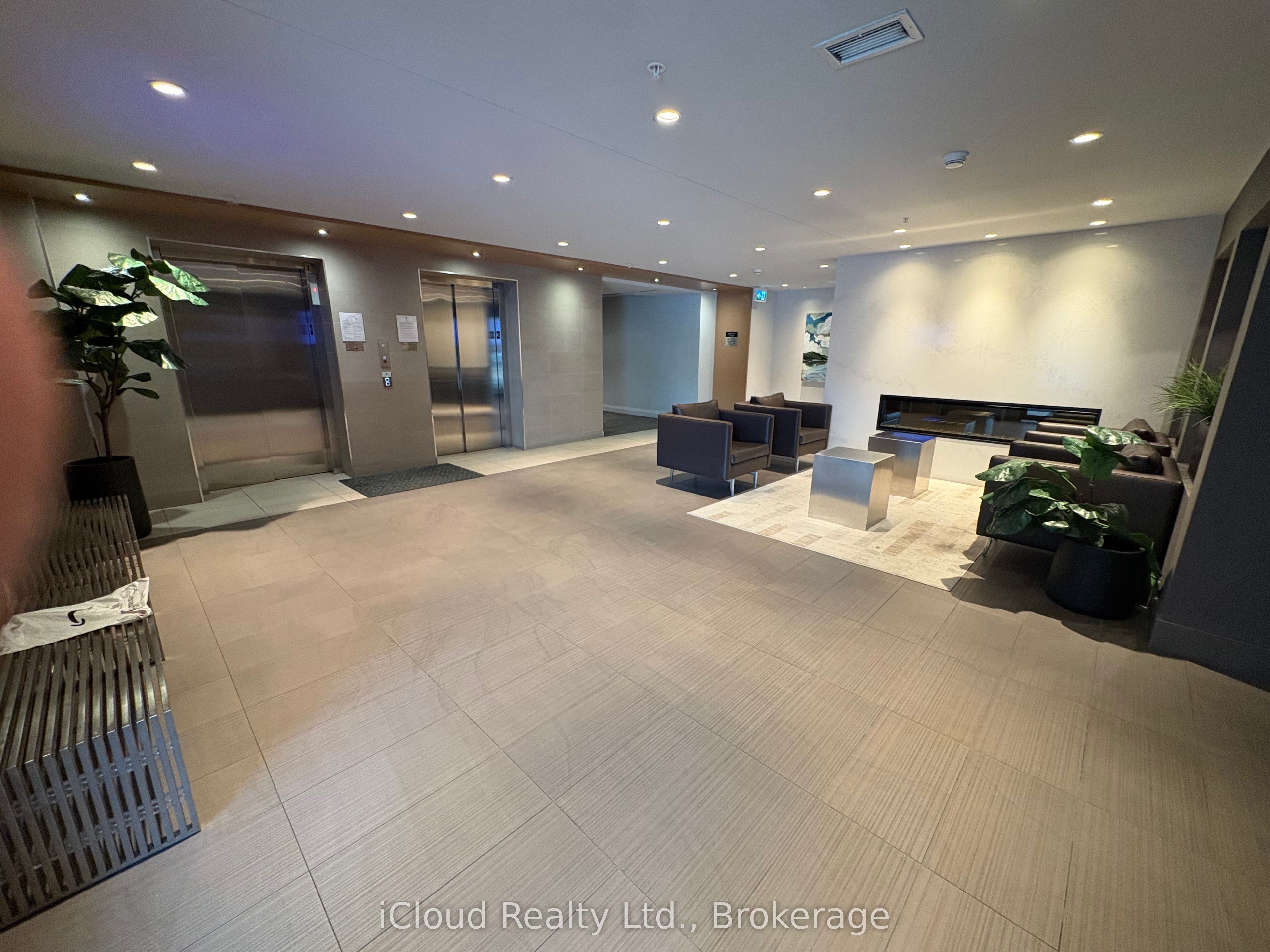 1105 Leger Way 625 Property Photo 2