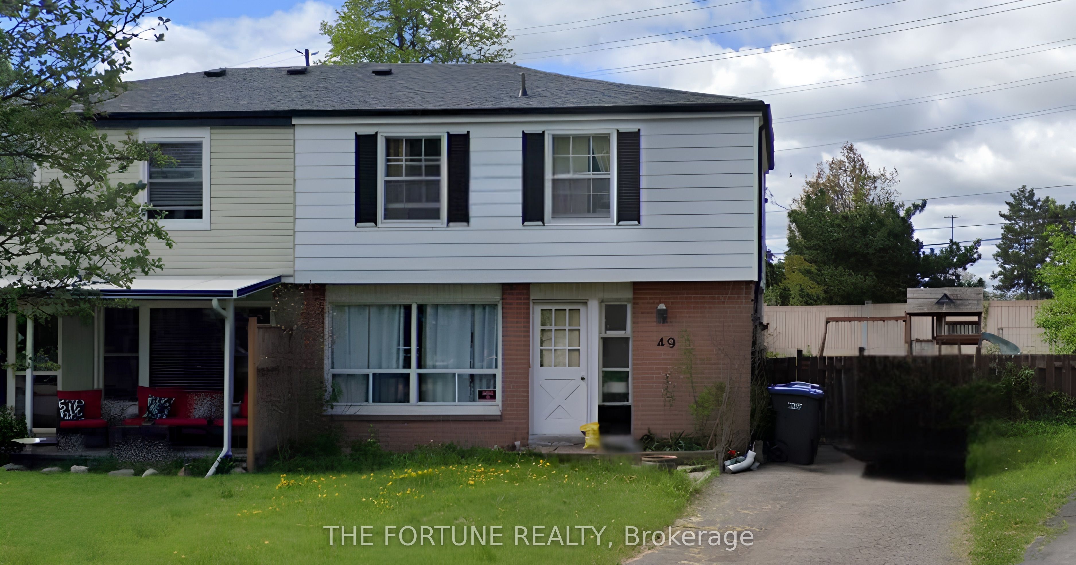 49 Brentwood Drive Property Photo 1