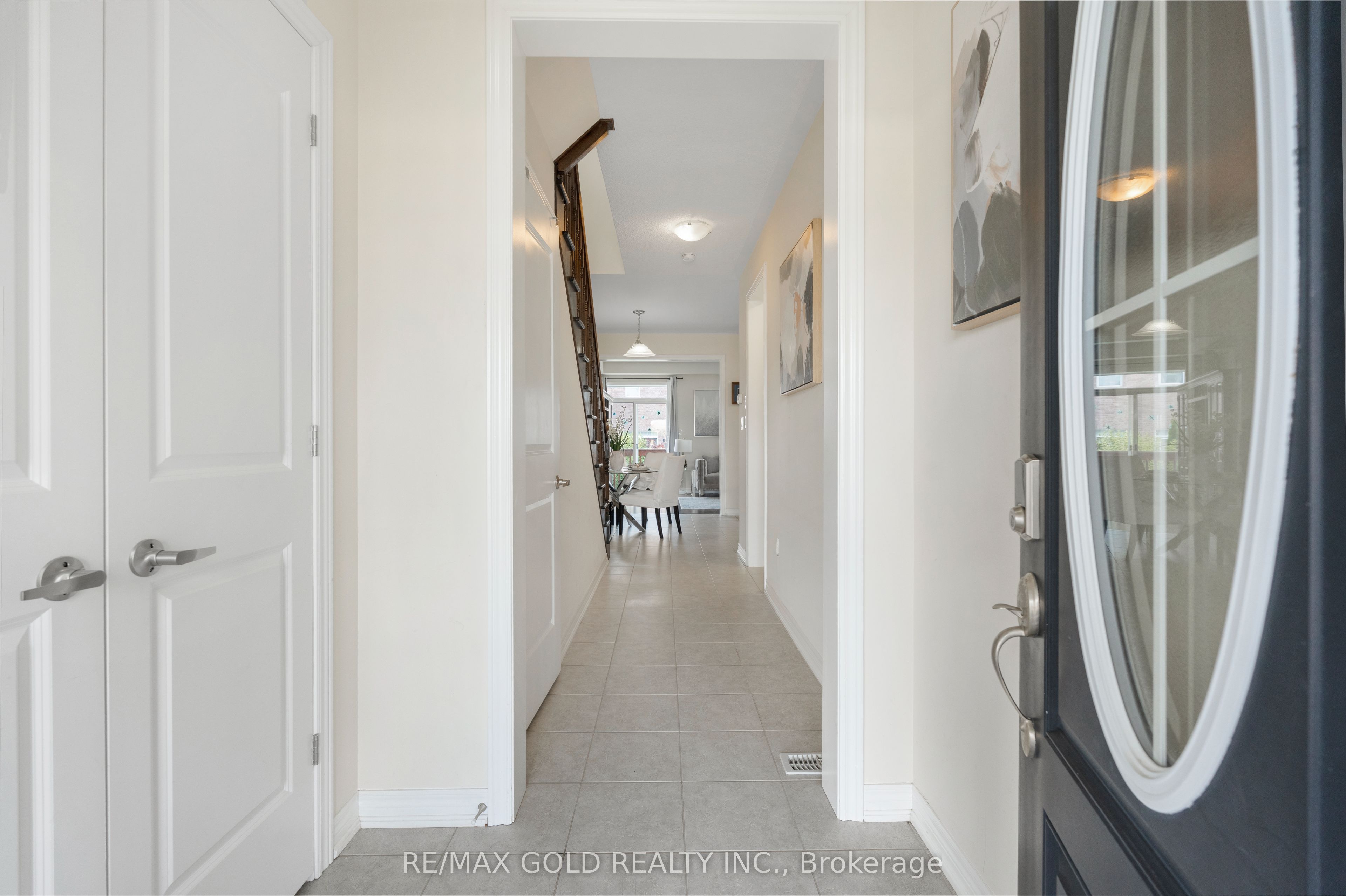 15 Antibes Drive Property Photo 4