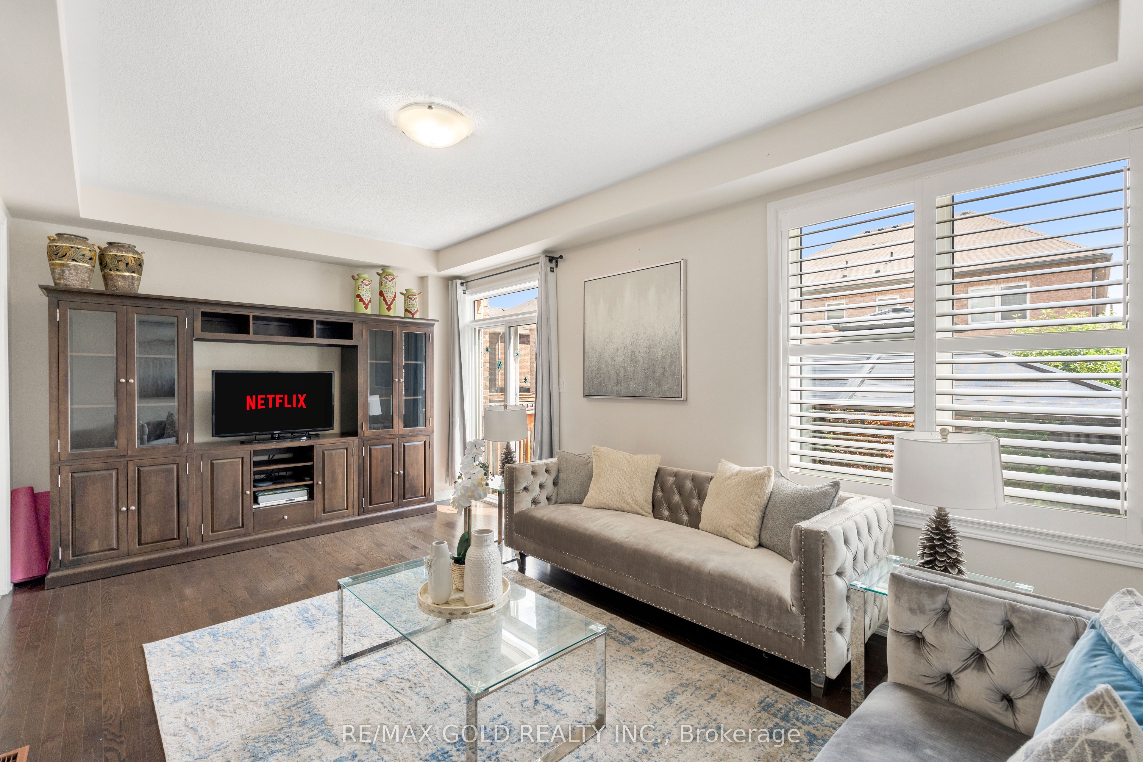 15 Antibes Drive Property Photo 6
