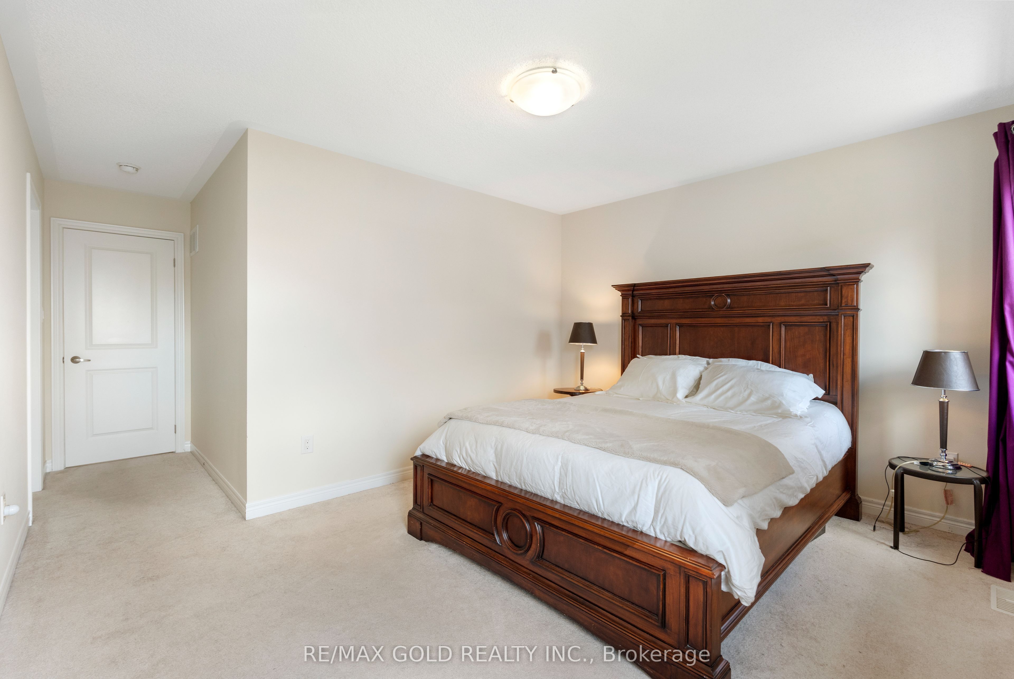 15 Antibes Drive Property Photo 19
