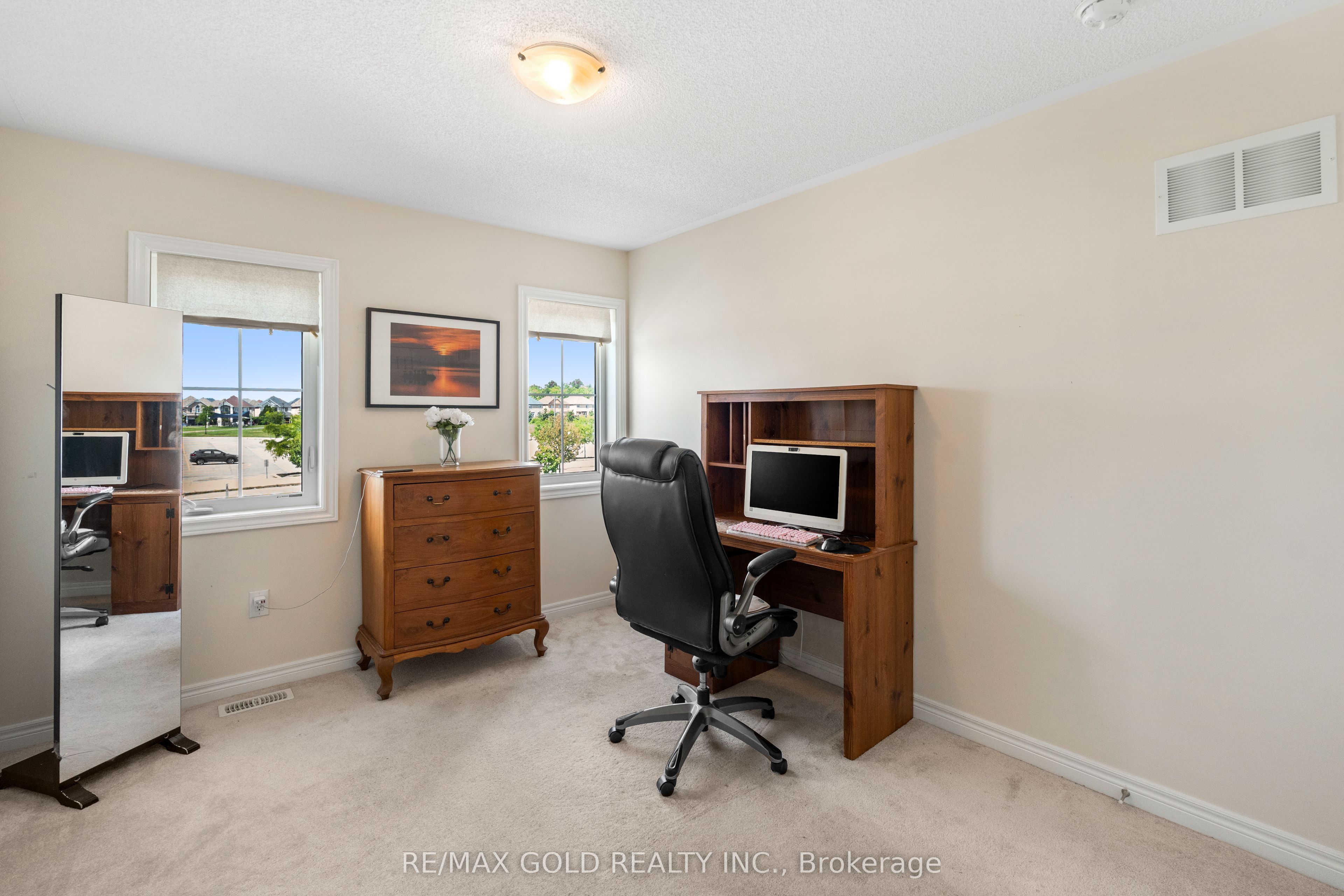 15 Antibes Drive Property Photo 23