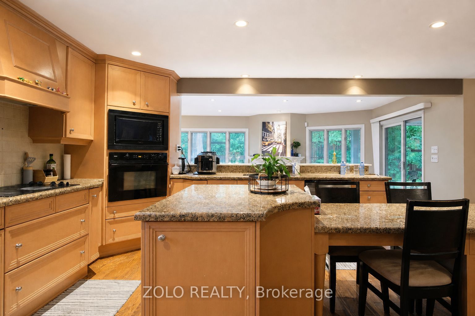 4084 Rolling Valley Drive Property Photo 5