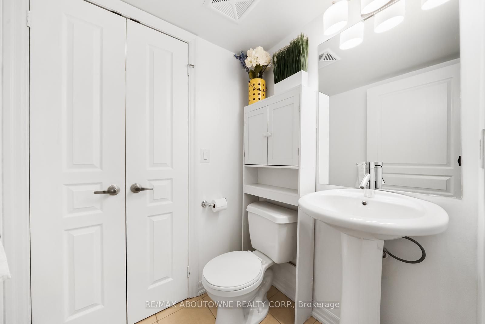 1940 Ironstone Drive 808 Property Photo 24